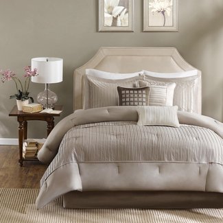 Quinn 7 Piece Comforter Set