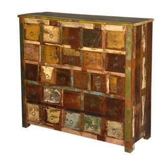 https://visualhunt.com/photos/12/rustic-reclaimed-wood-apothecary-storage-cabinet-with-26.jpg?s=wh2