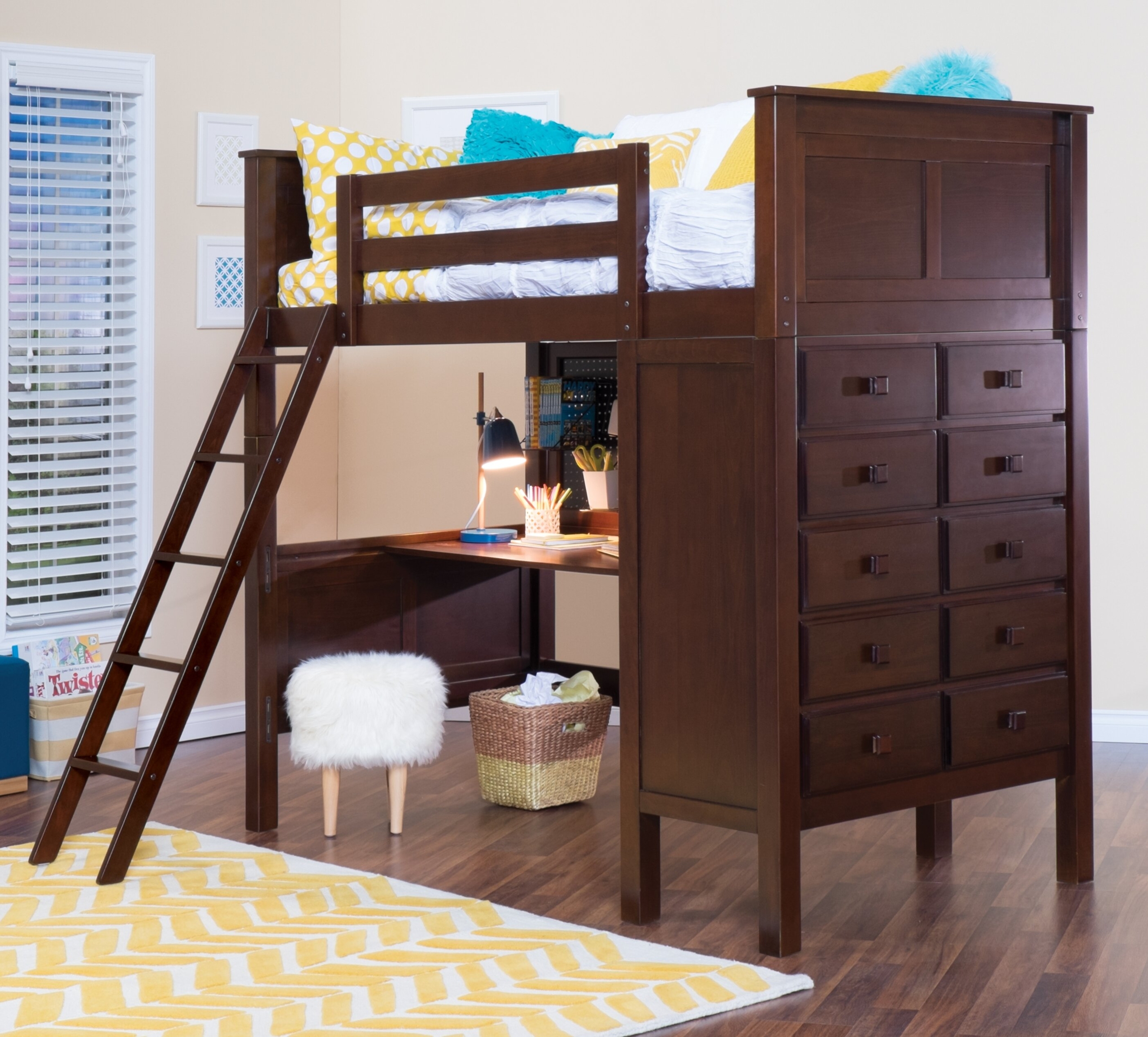 bunk beds with chest of drawers
