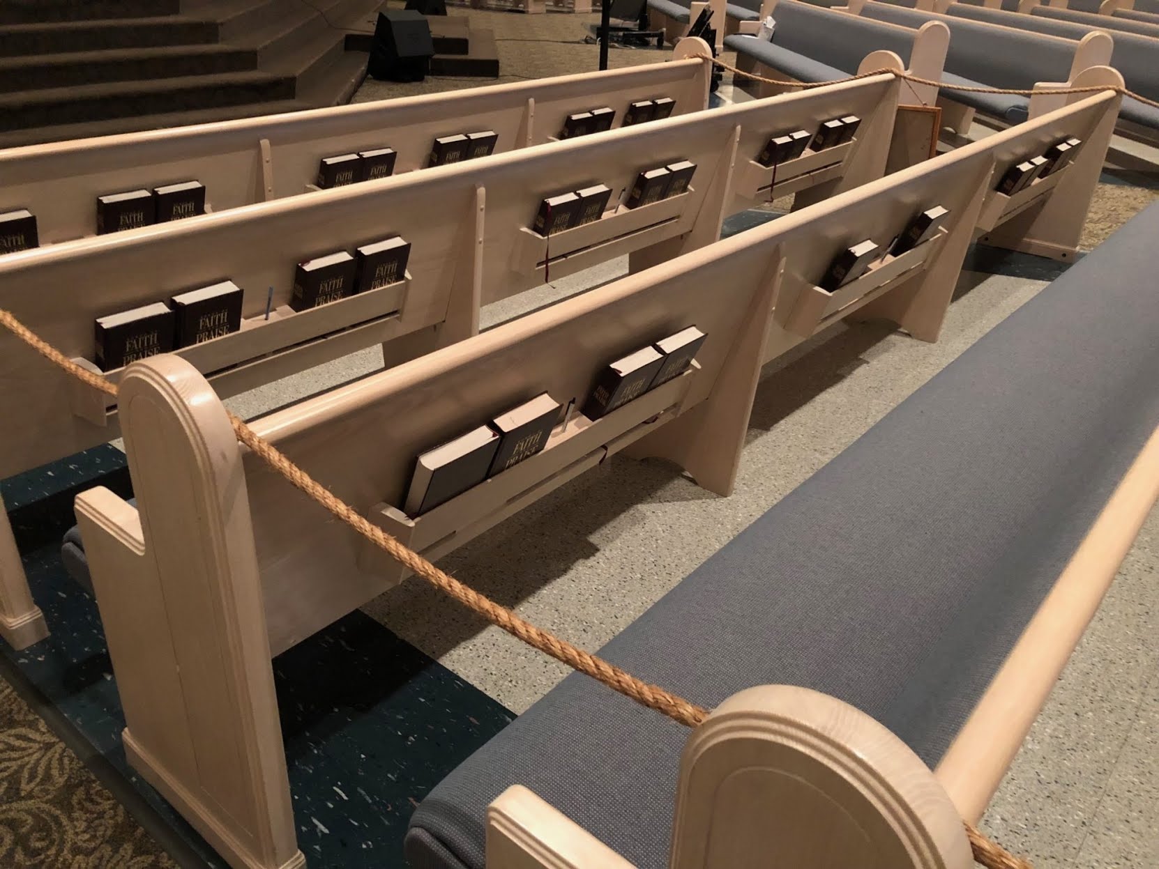 Show Ad | Used Pews - Pews - USA -