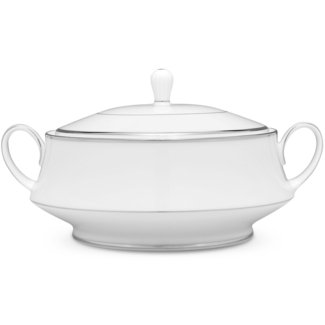 https://visualhunt.com/photos/12/spectrum-48-oz-covered-vegetable-bowl.jpg?s=wh2