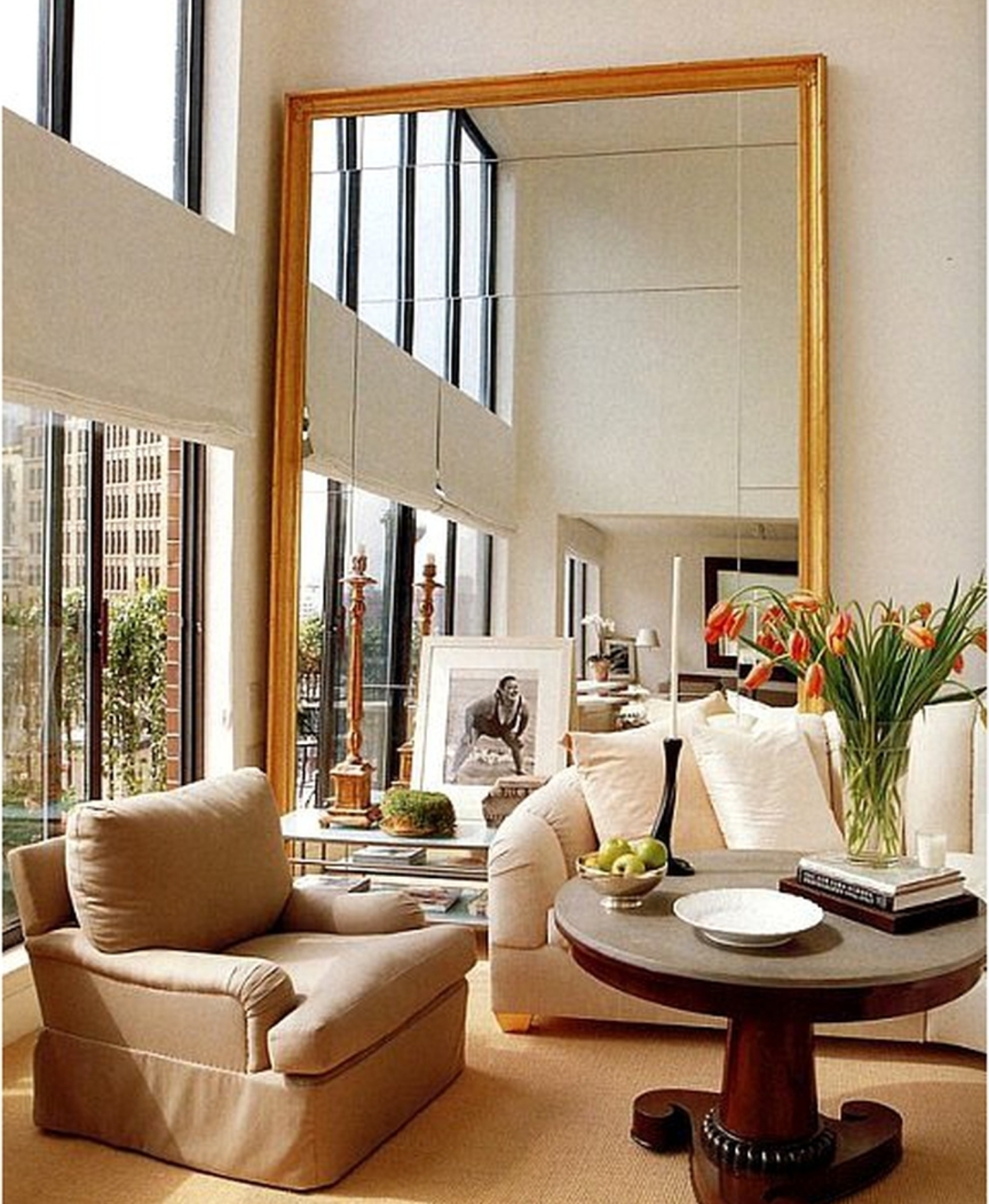 Featured image of post Cool Mirrors For Living Room - These stylish mirrors can be kept by the side of the room.
