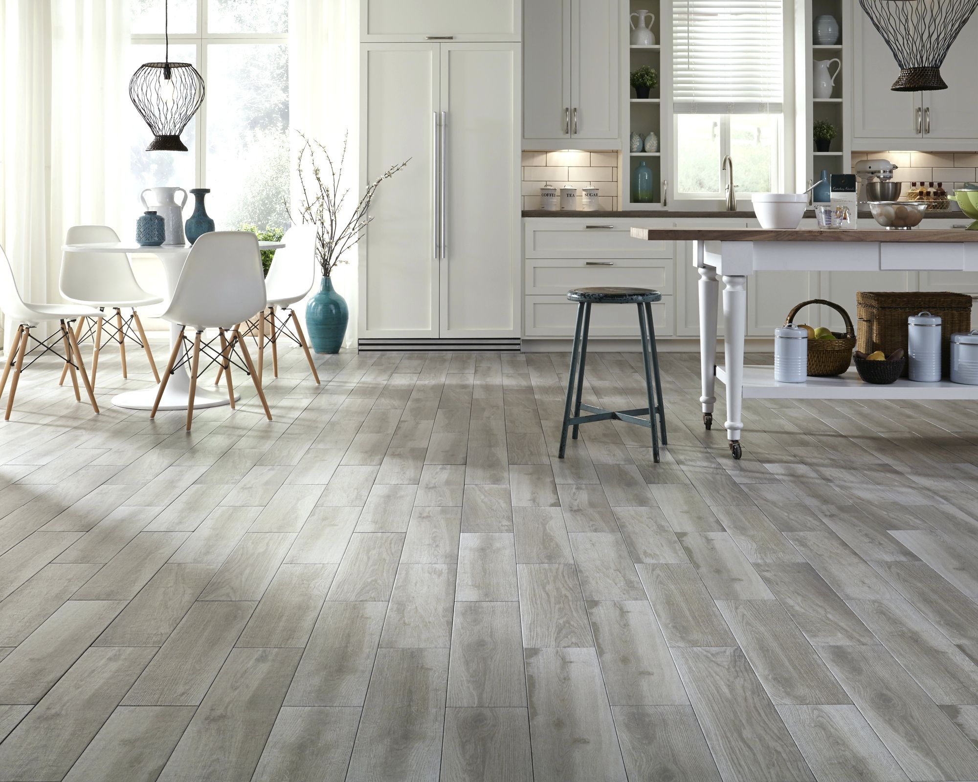 Kitchen Floor Tile That Looks Like Wood Flooring Tips