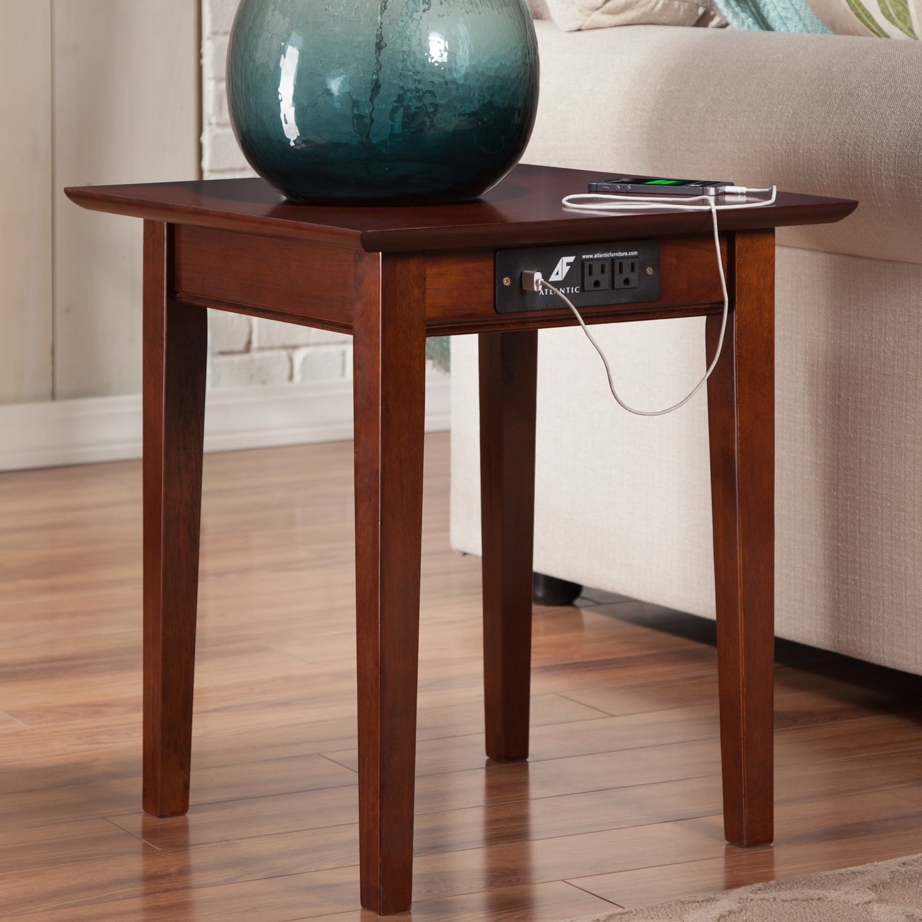 Charlton Home Ithaca End Table with Charging Station ...