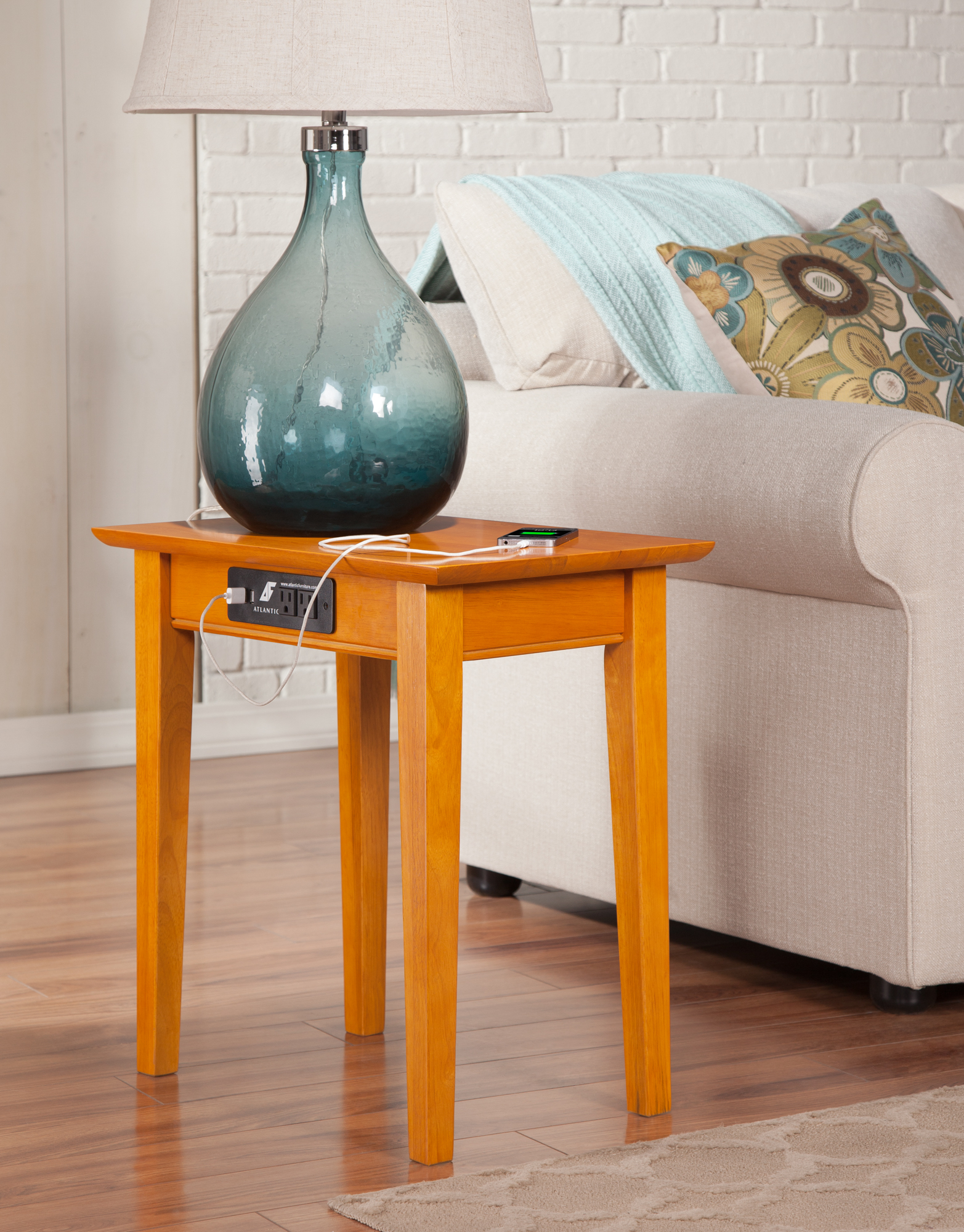 Charlton Home Oliver Side Table with Charging Station ...