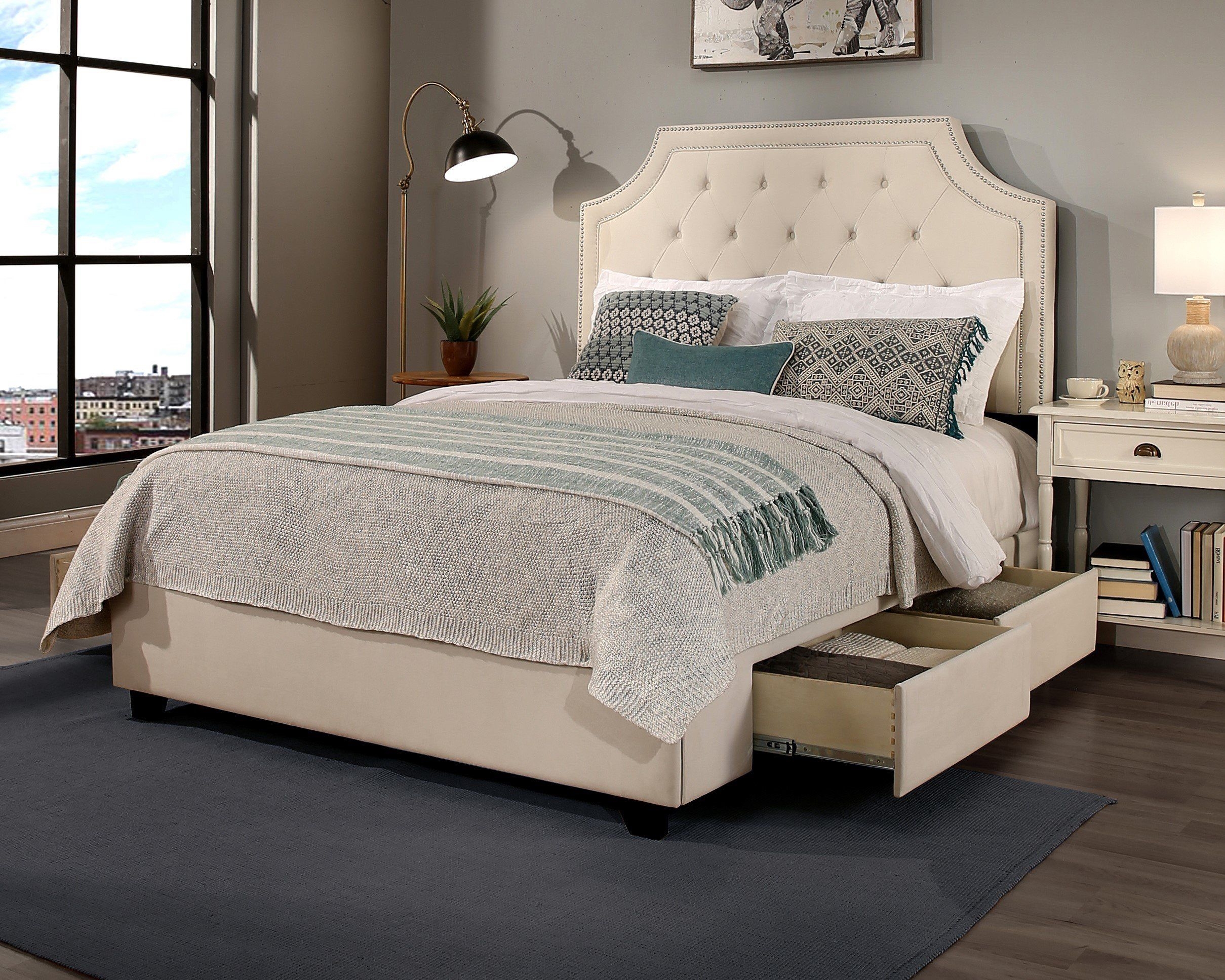 Devitt Storage Platform Bed