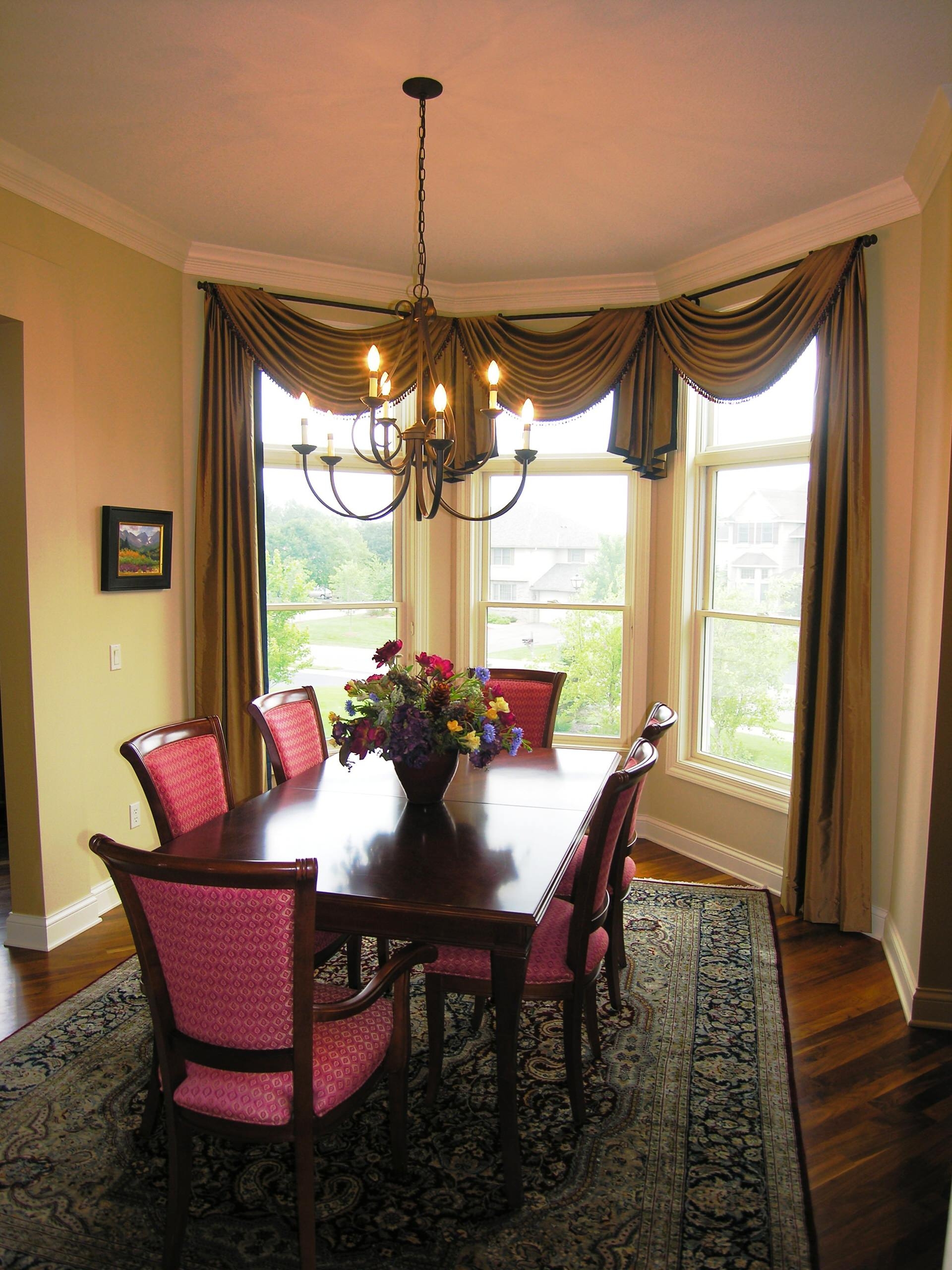 Curtains For Bay Windows In Dining Room, Dining Room Window Curtains