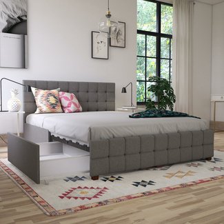 Elizabeth Upholstered Storage Platform Bed