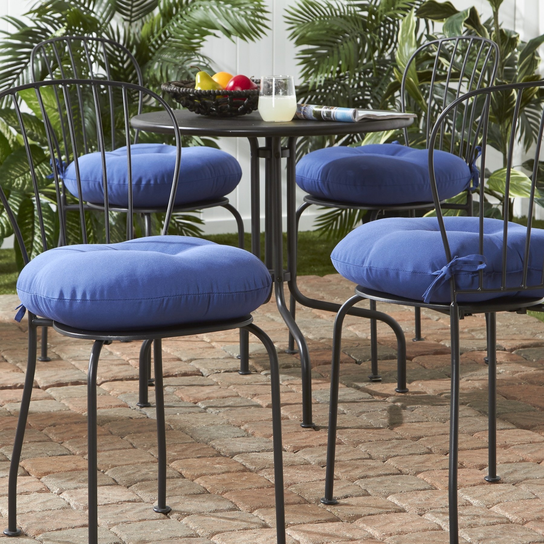 Round Outdoor Chair Cushion Visualhunt, 16 Inch Round Outdoor Chair Cushions