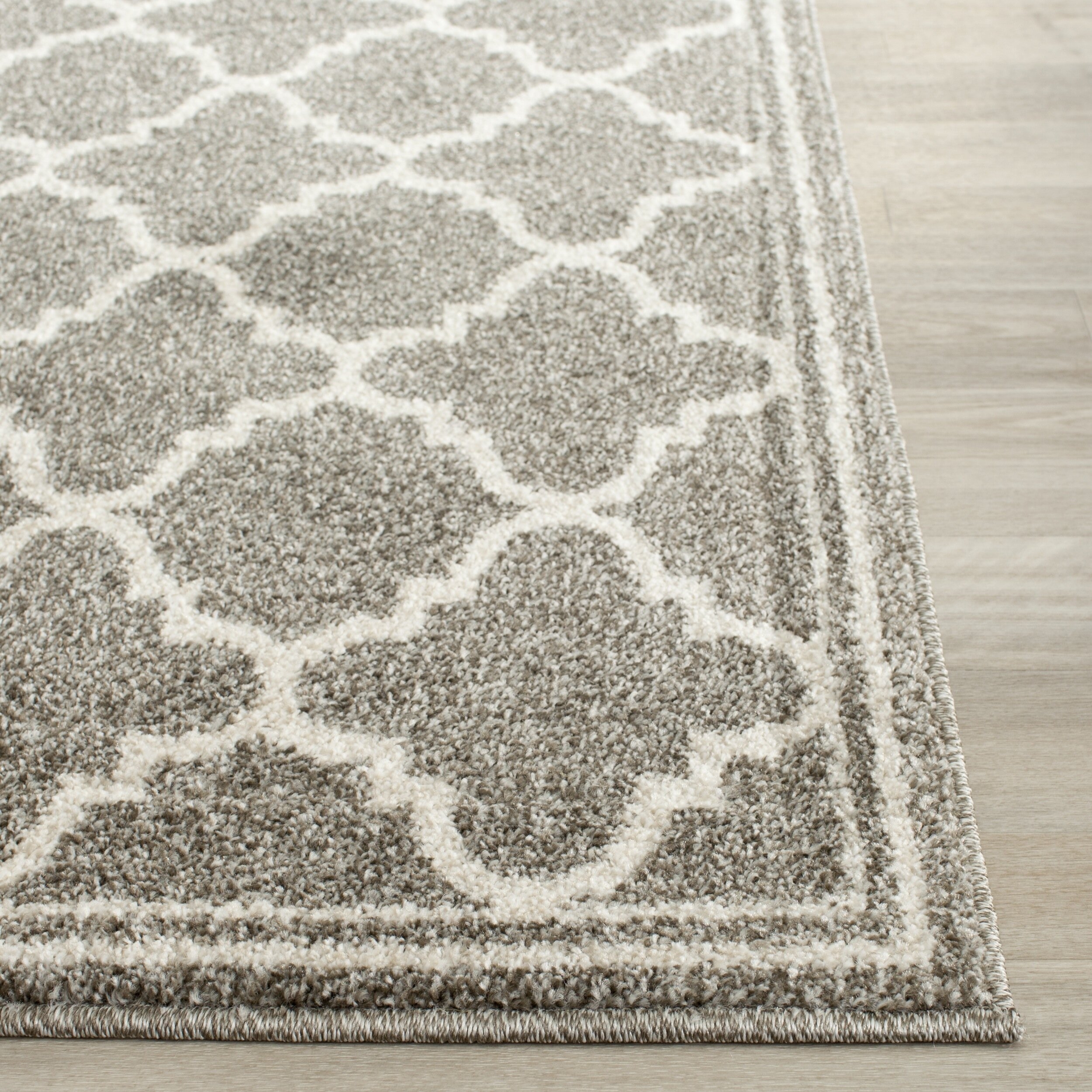 House of Hampton Levon Dark Grey/ Beige Area Rug &