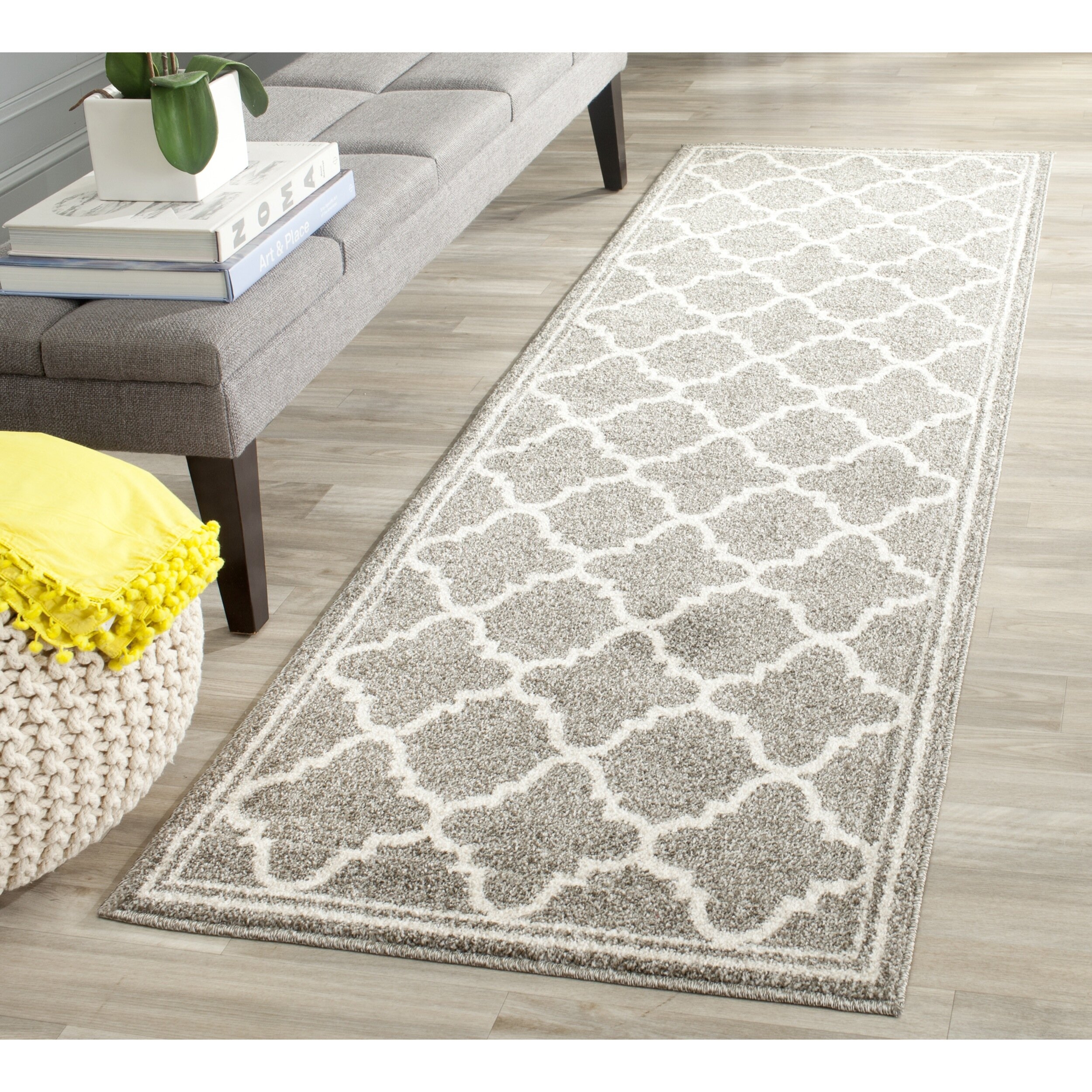 House of Hampton Levon Dark Grey/ Beige Area Rug &