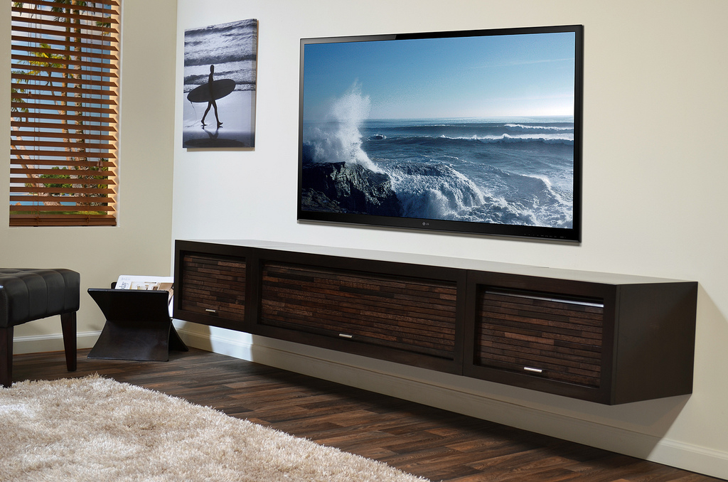 Media Wall Shelves: Designs & Pictures | HomesFeed