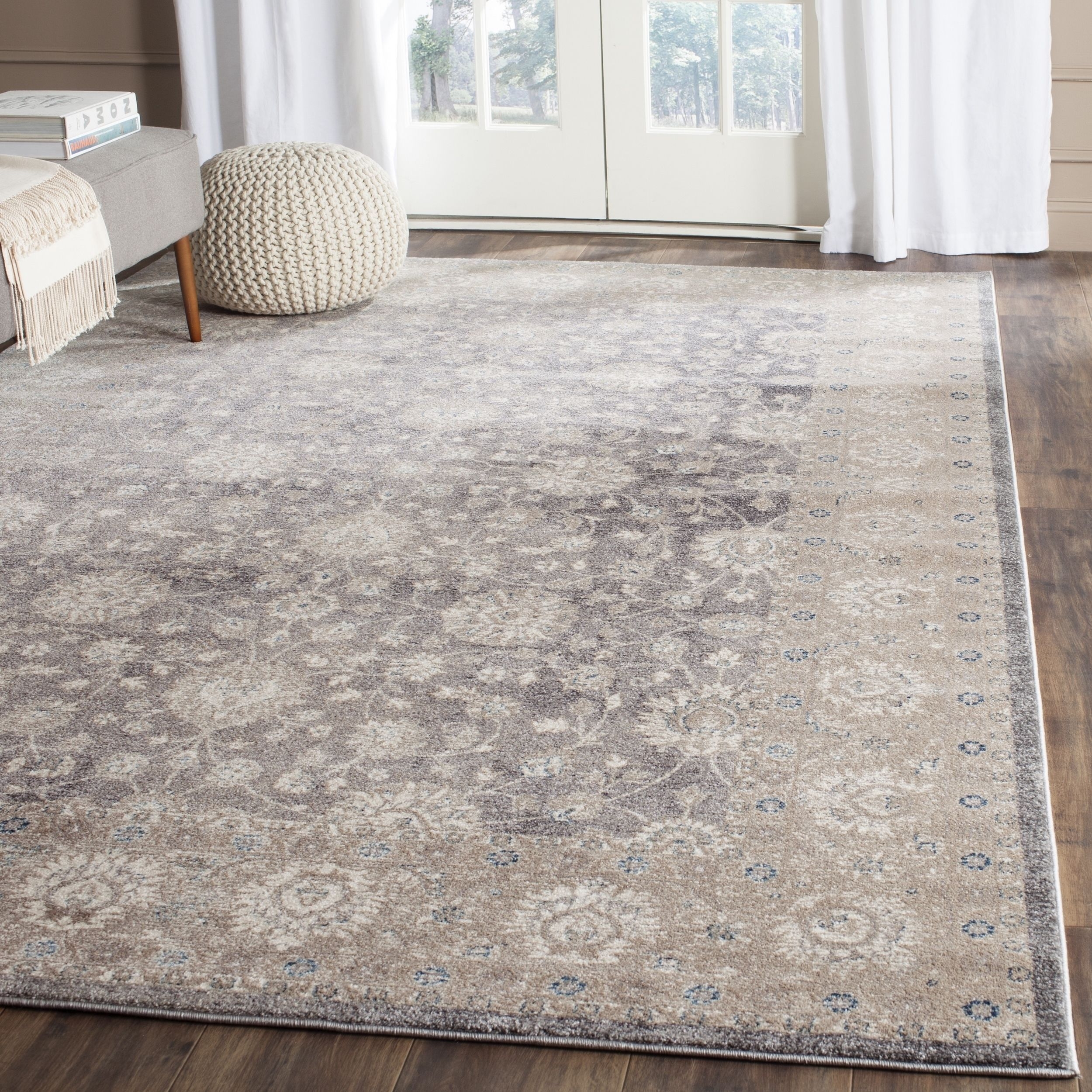 Safavieh Vintage Area Rug Variation Family: 3941-P