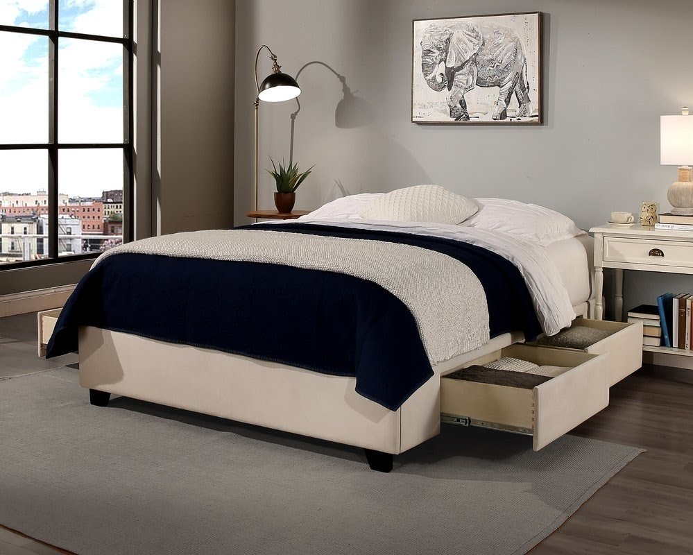Snellville Upholstered Storage Platform Bed
