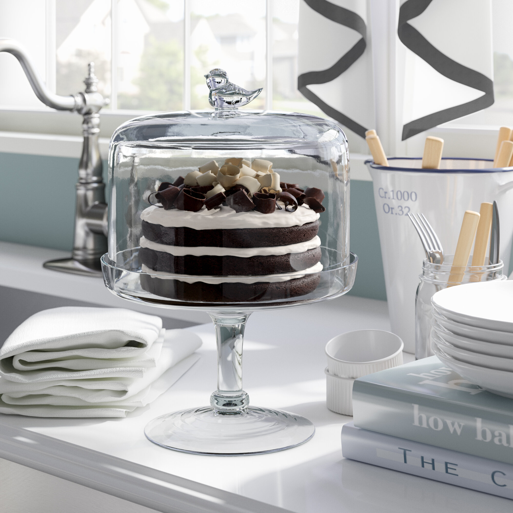 Glass Cake Stand Stock Photo - Download Image Now - Cakestand, Glass -  Material, Drinking Glass - iStock