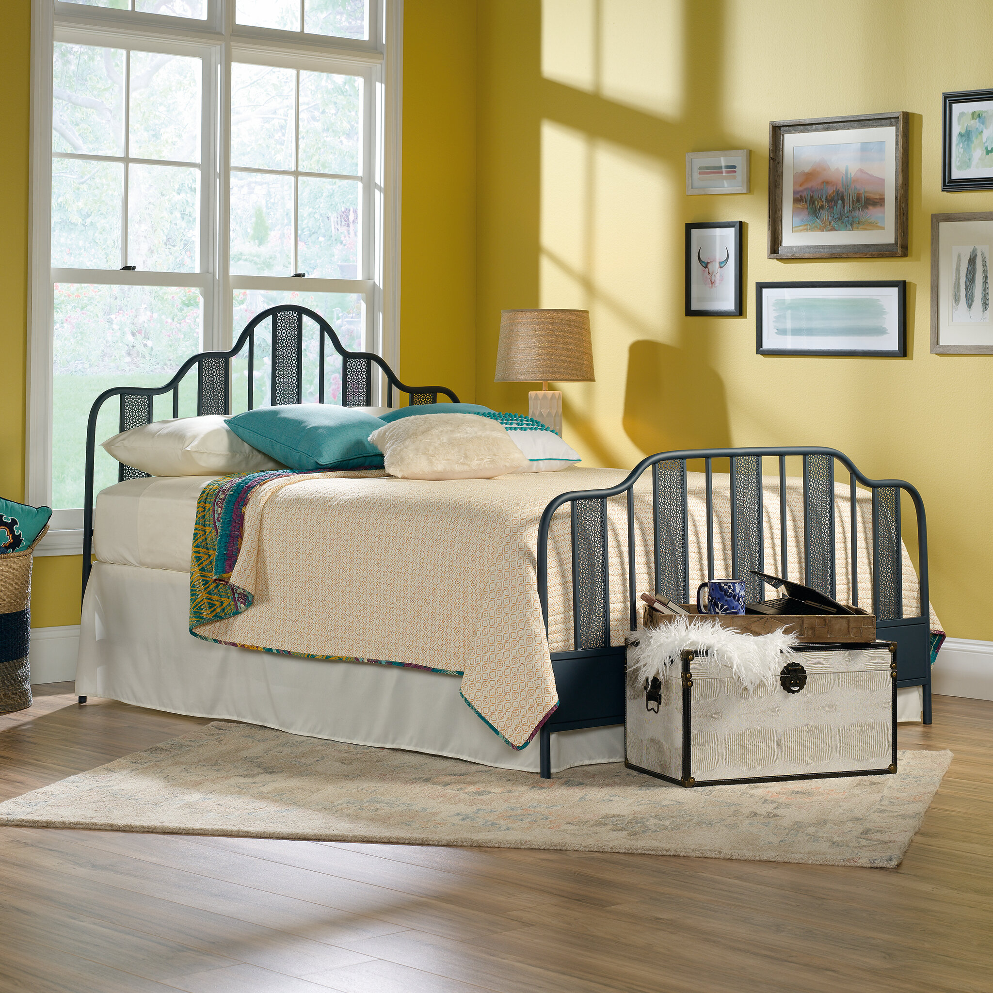 Wales Queen Headboard And Footboard