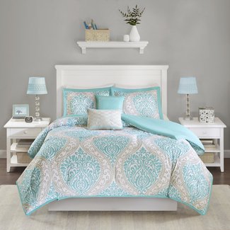 Williamsville Comforter Set