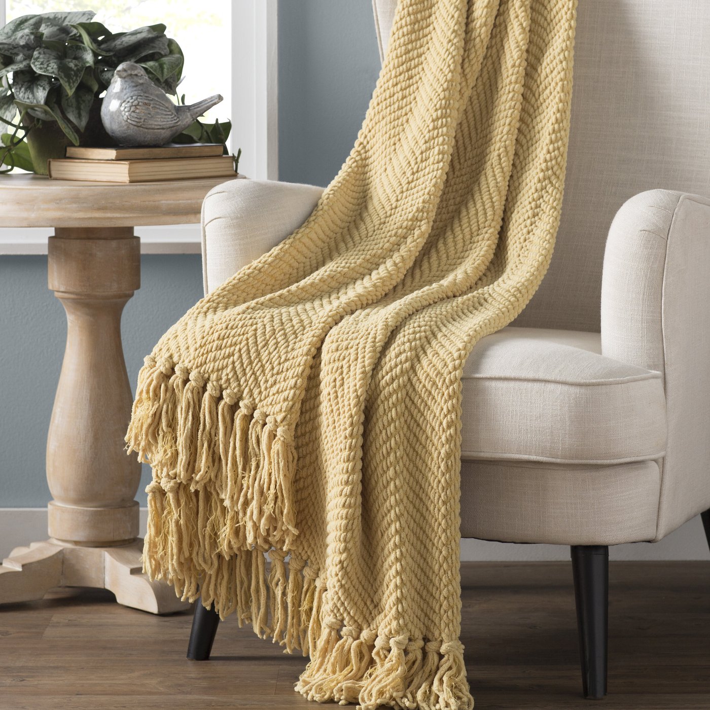 5 Expert Tips To Choose Blankets & Throws - VisualHunt