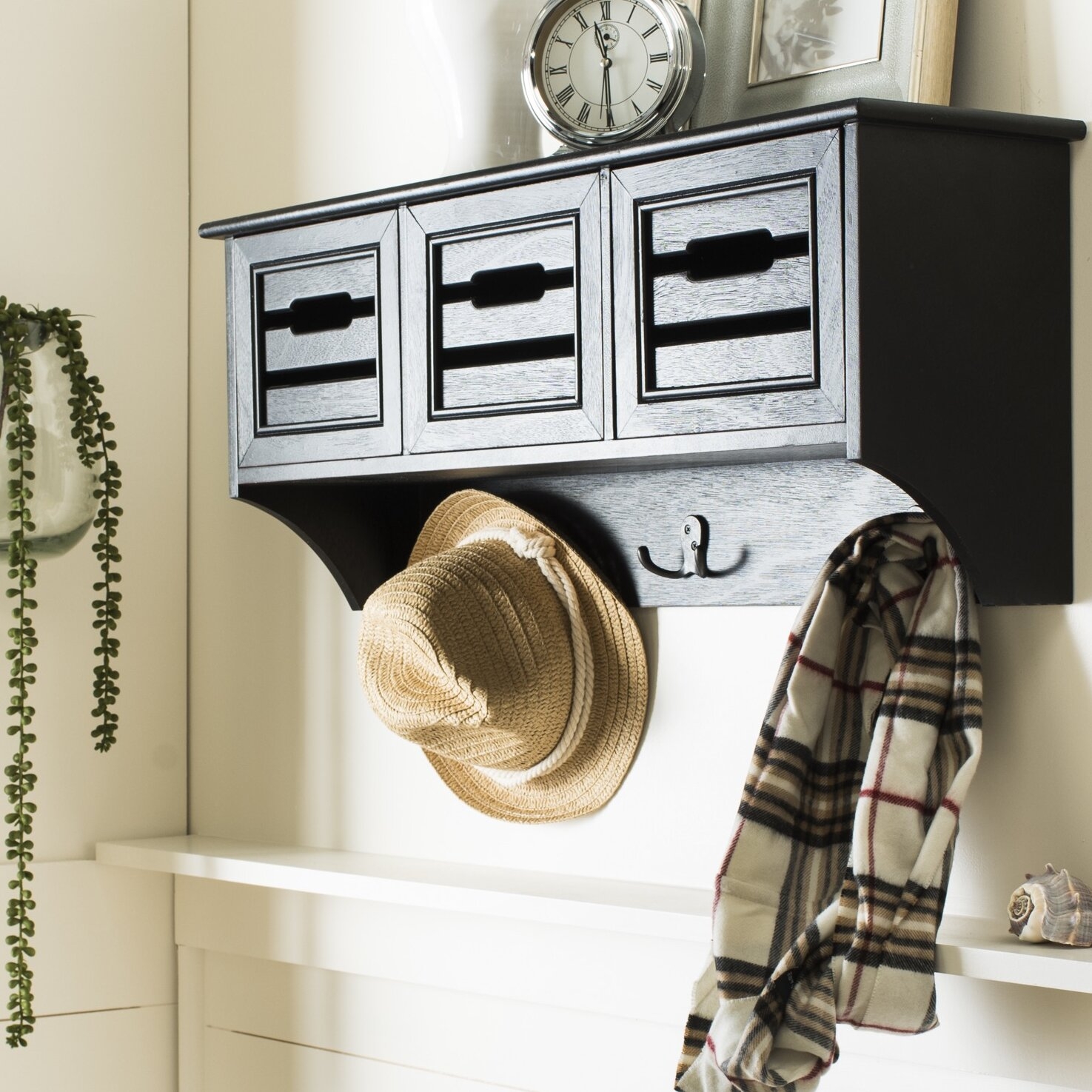 Black Solid Manufactured Wood Metal Hanging Wall Rack