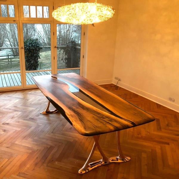 High Quality Epoxy Natural or Live Edge Slab Wood Table