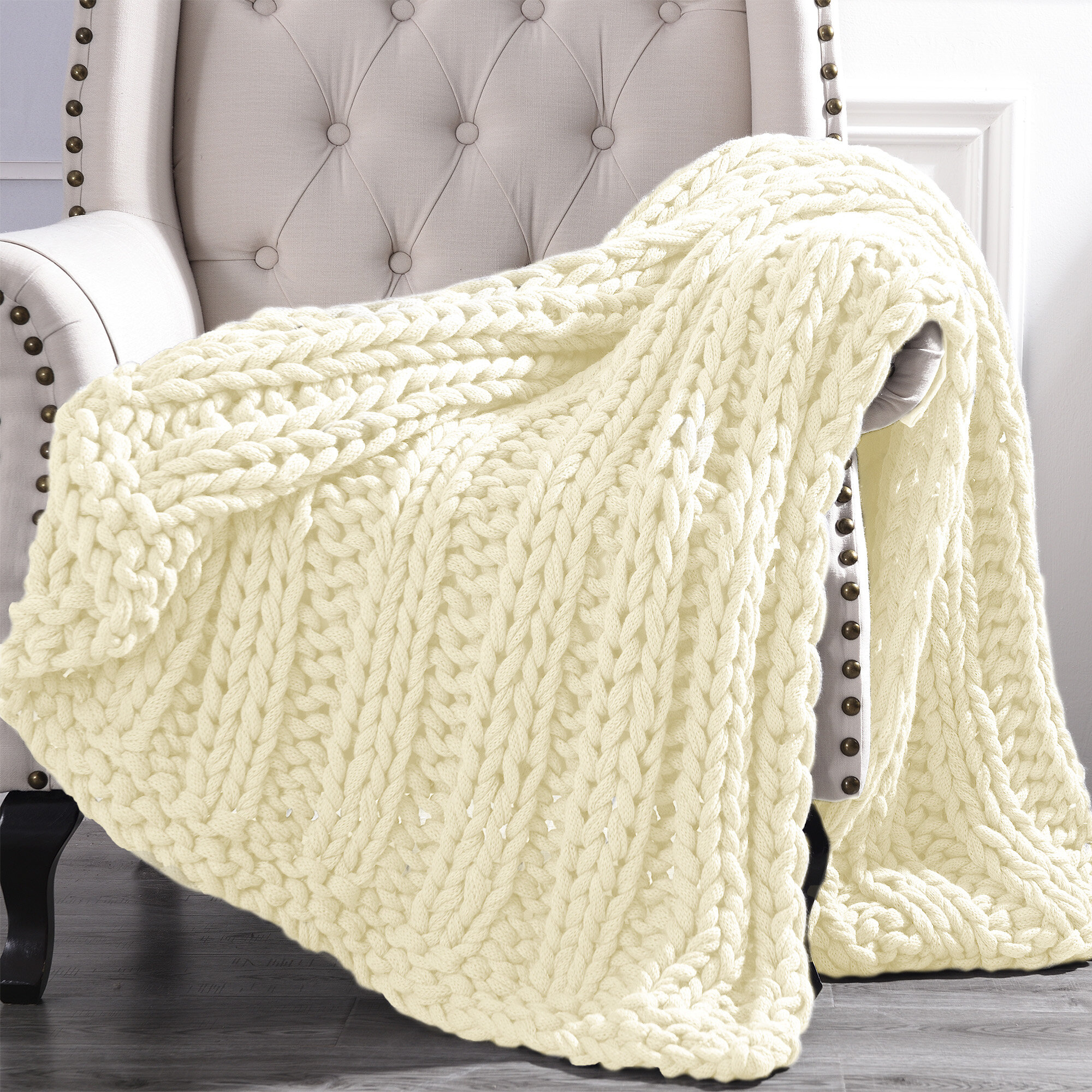 5 Expert Tips To Choose Blankets & Throws - VisualHunt