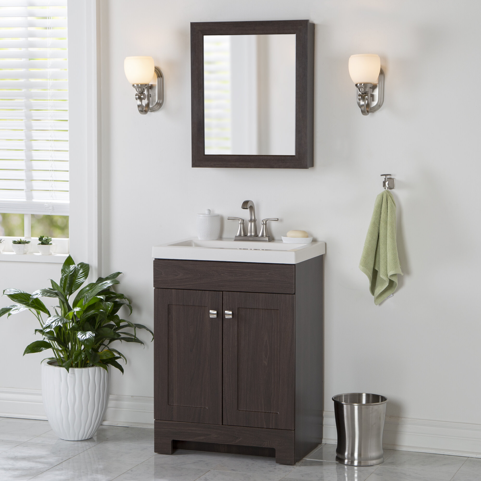 Poche 25" Single Bathroom Vanity Set