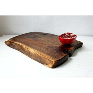 Live Edge Cutting Board With Handle — Lost Objects, Found Treasures