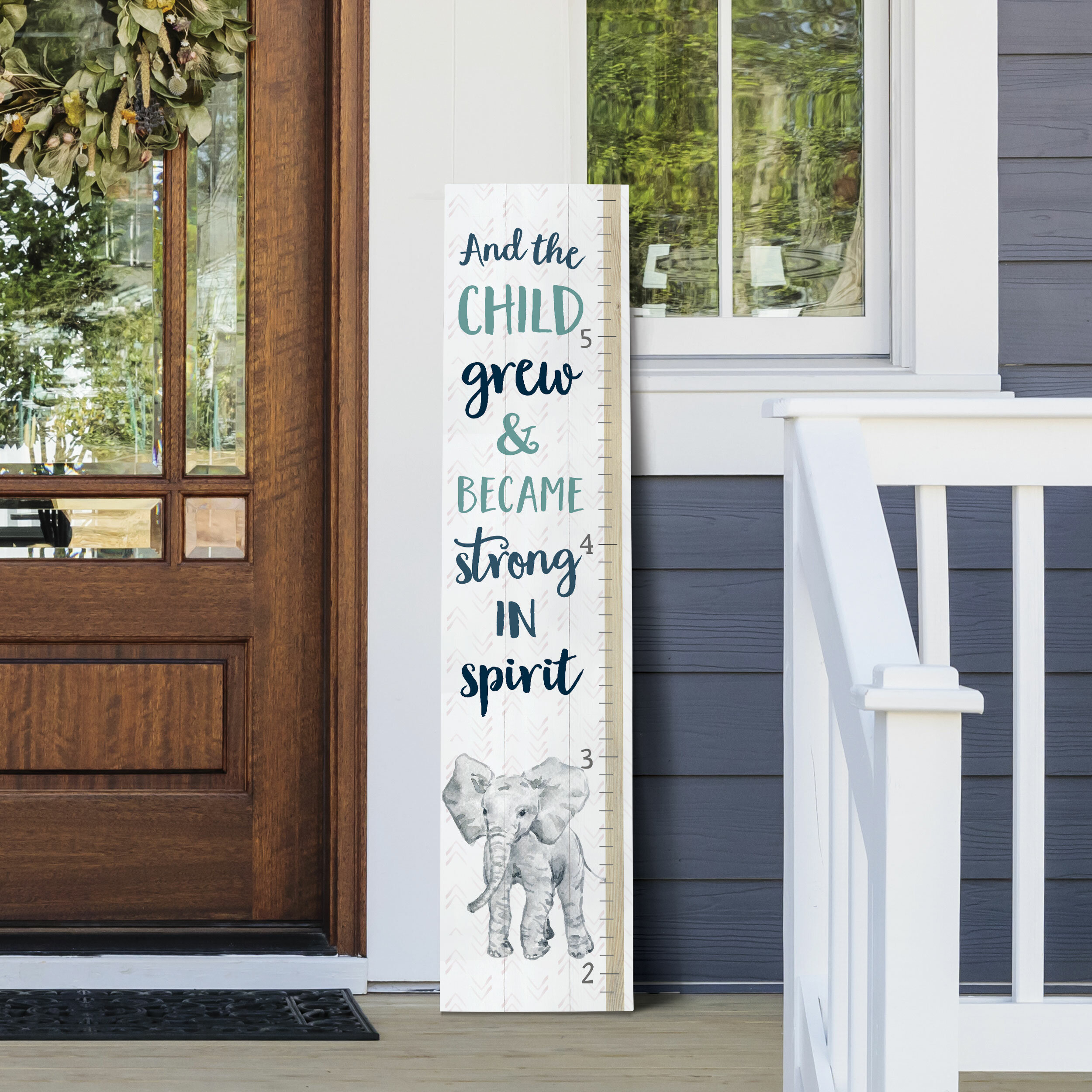 Balloons Gray Wood Growth Chart