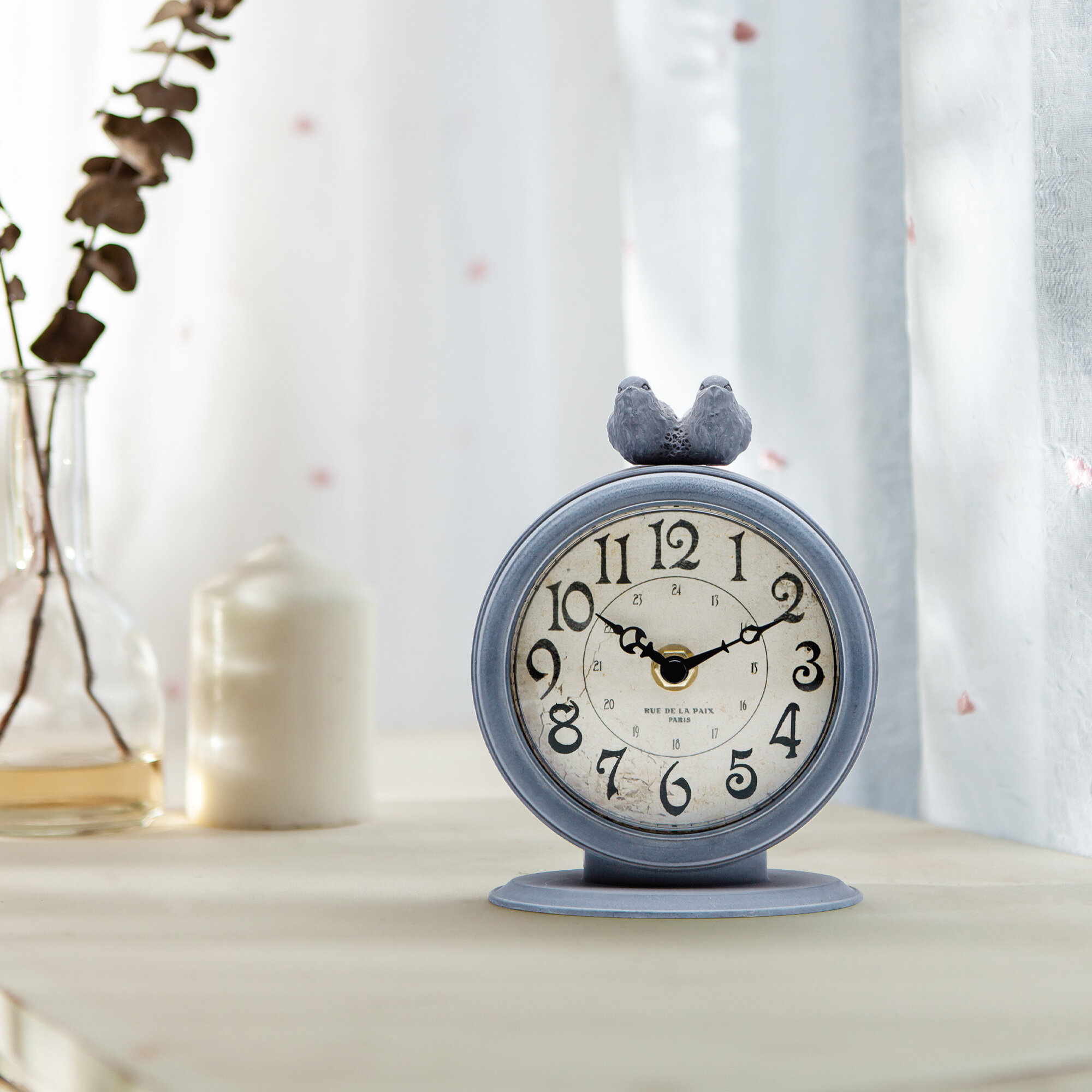 3 Expert Tips To Choose Mantel & Tabletop Clocks VisualHunt