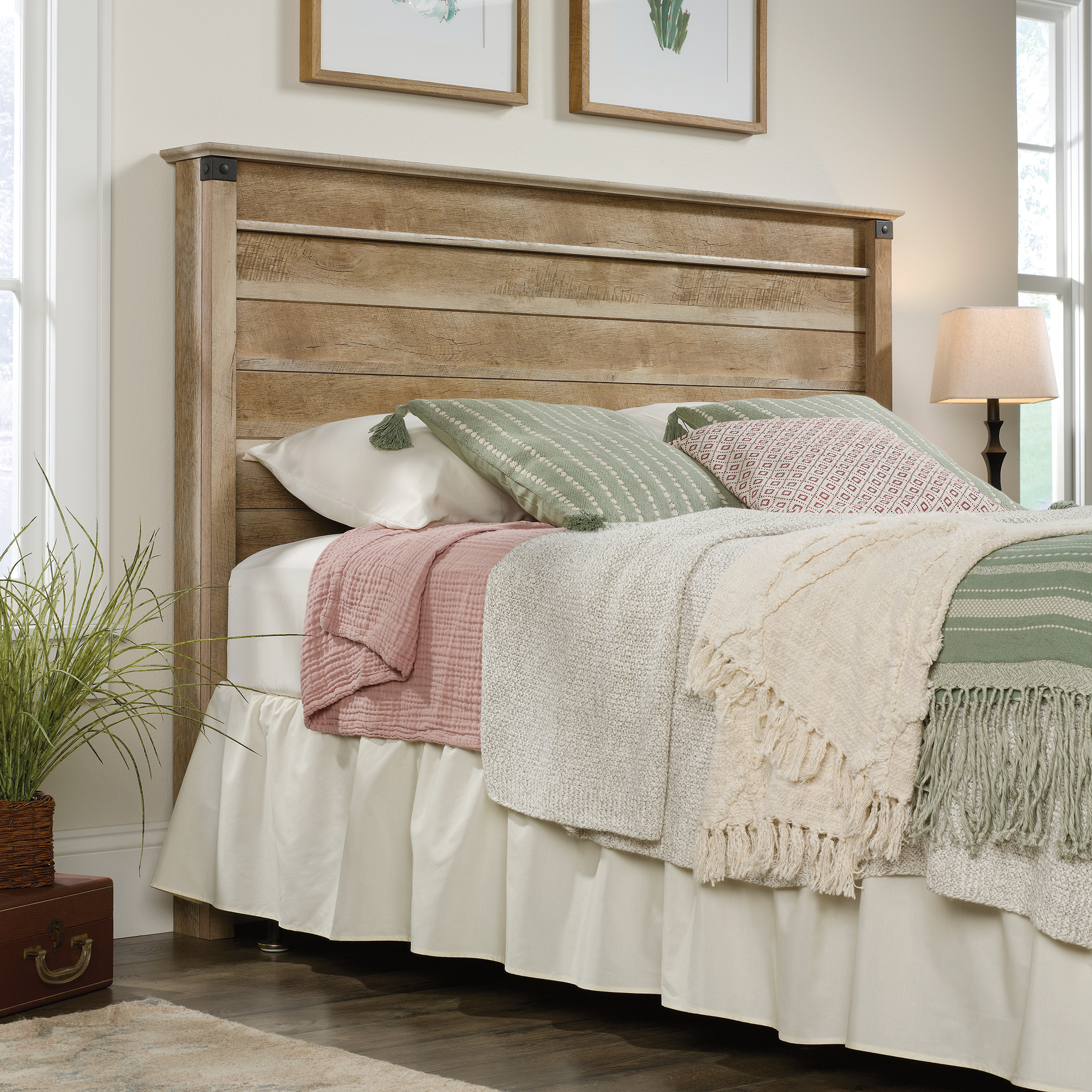 5 Expert Tips To Choose A Headboard VisualHunt