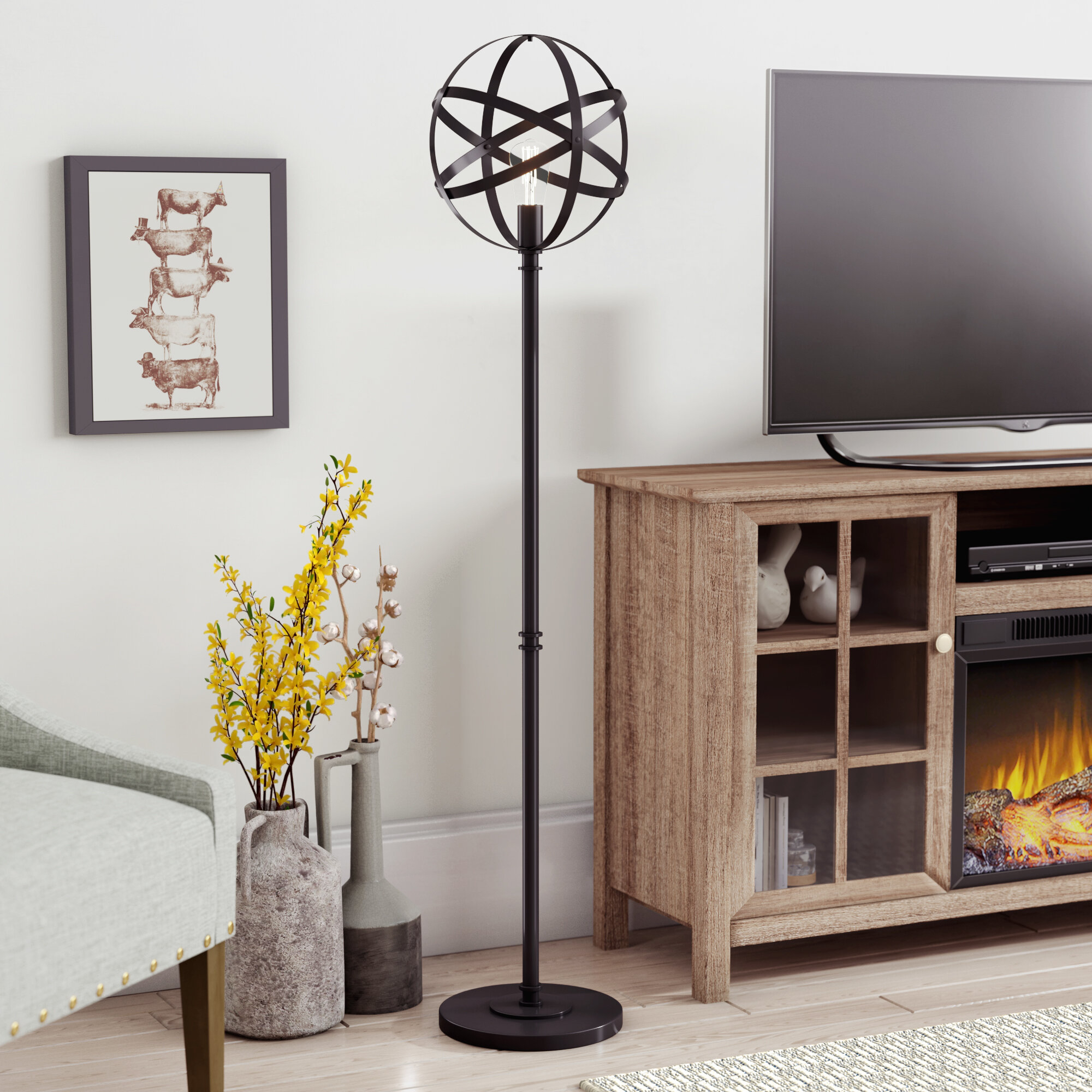 Metal Floor Lamp With Incandescent Bulb