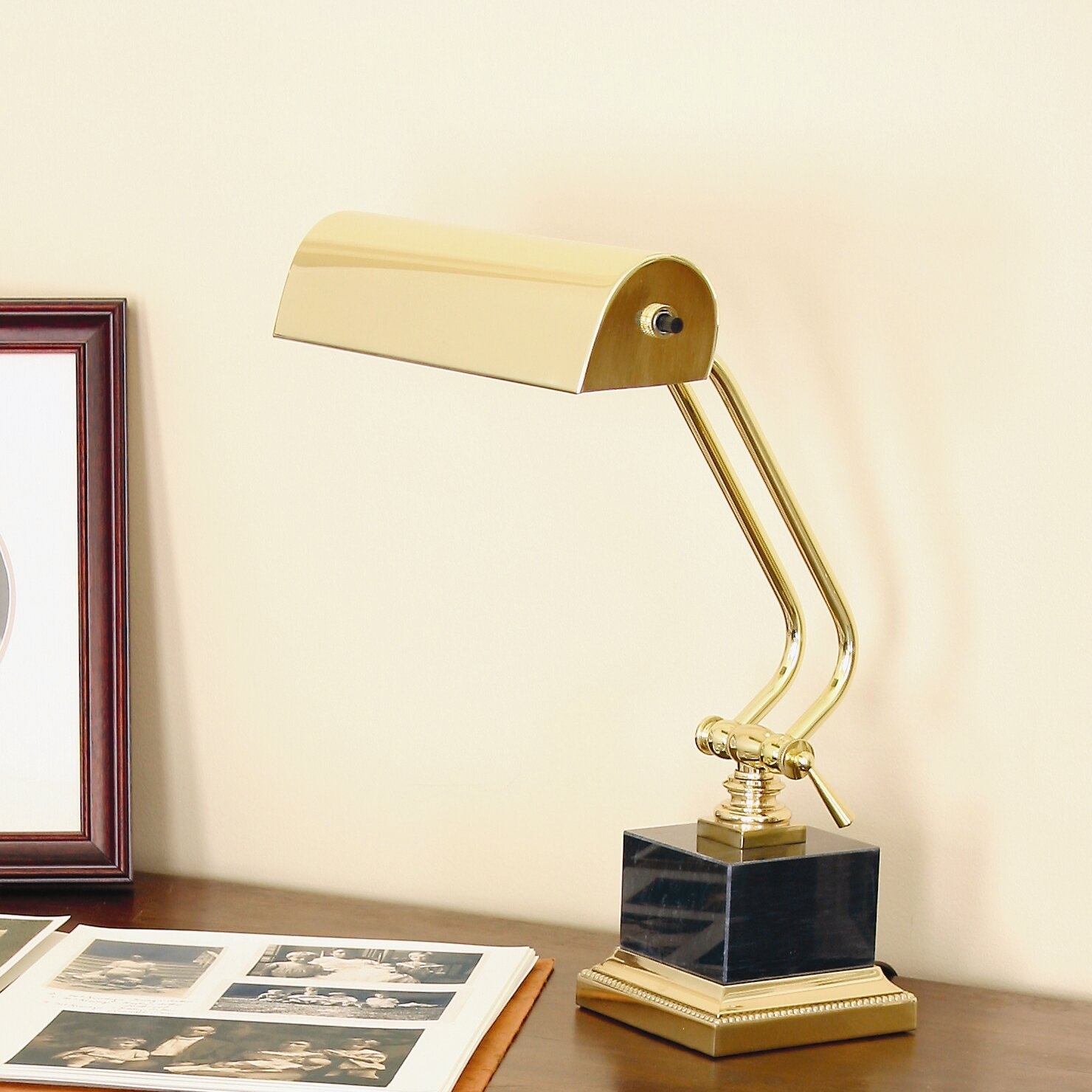 Metallic Black Marble Piano Lamp