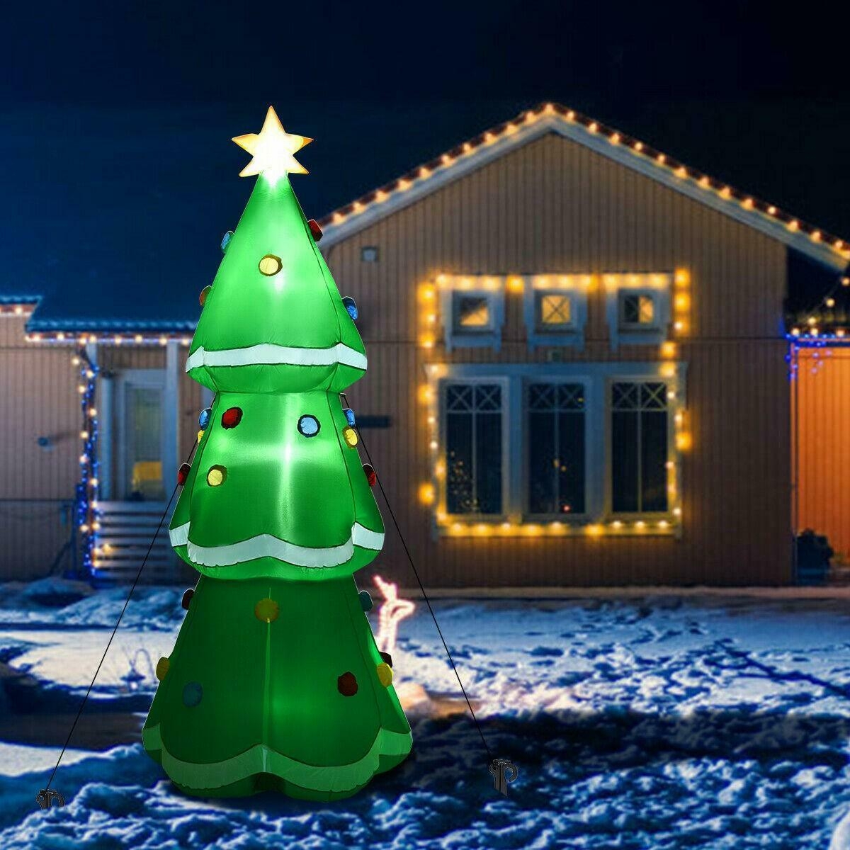 Outdoor Giant Christmas Tree Inflatable
