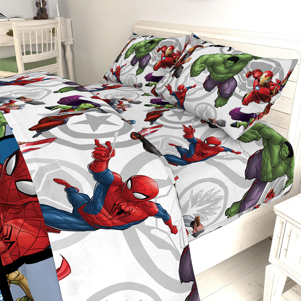 Red Polyester Avengers Comforter Set