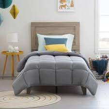 Solid Color Microfiber Polyester Comforter