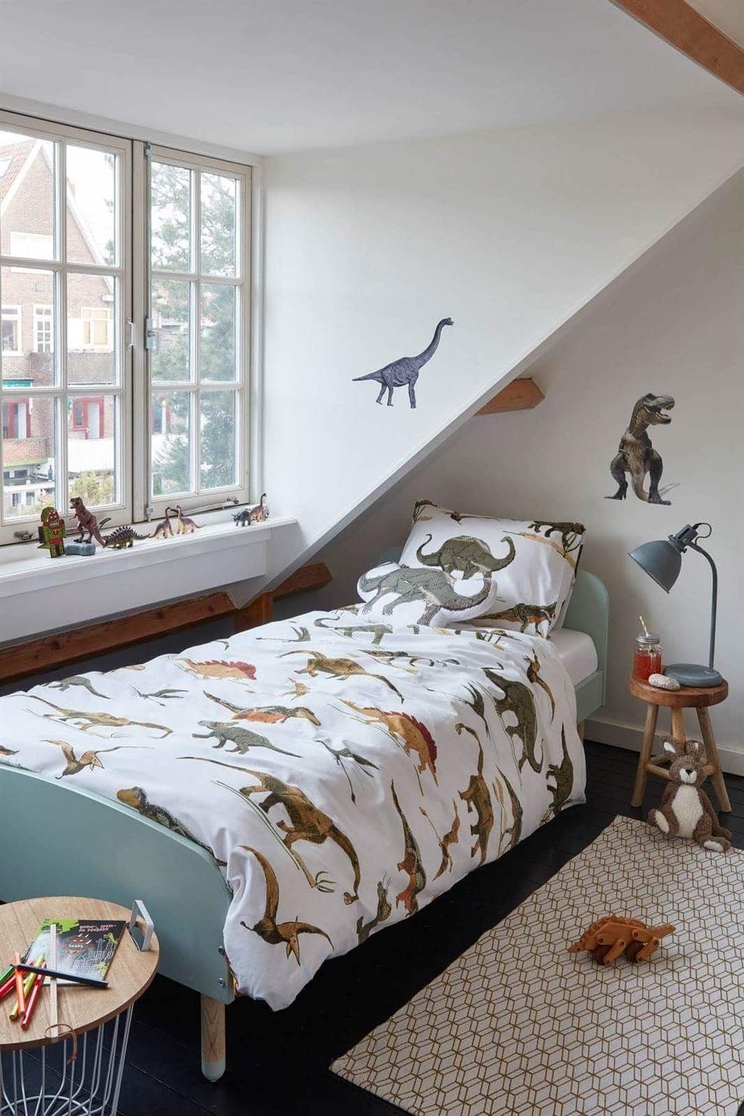 Dinosaur pattern kids bedroom 