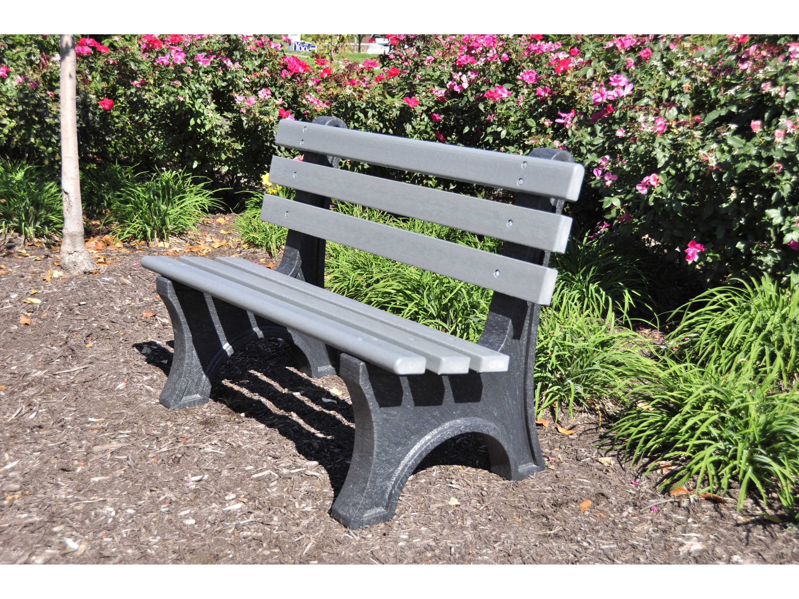 Frog Furnishings Central Park Recycled Plastic Park Bench ...