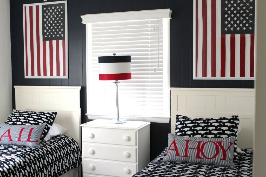 How To Style Your Bedroom In Patriotic Colors VisualHunt   Coastal Bedroom Design 8 