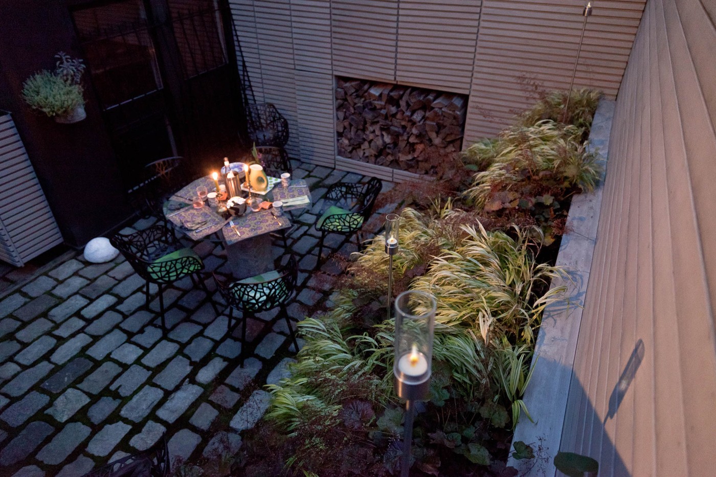 30 Gorgeous Small Patio Ideas - VisualHunt