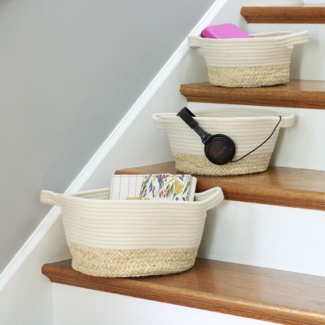 https://visualhunt.com/photos/23/3-pieces-wicker-basket.jpg?s=wh2