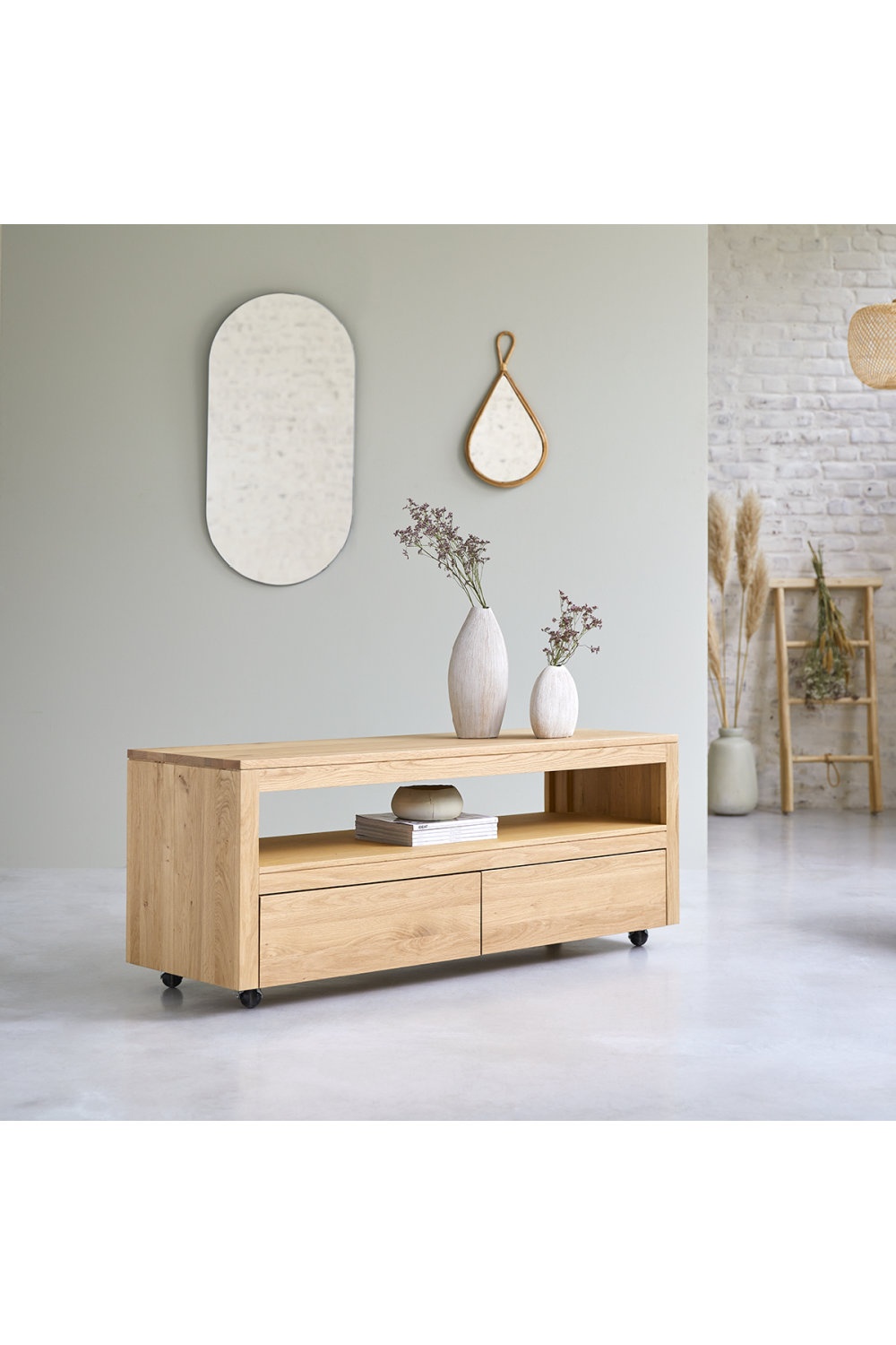 Anoa 71'' Media Console