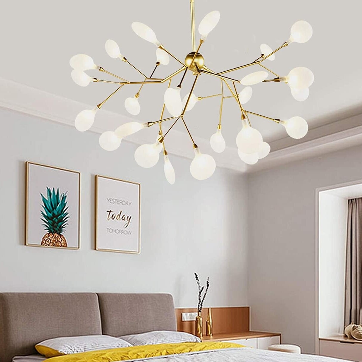 Antwand 27 - Light Sputnik Sphere Chandelier