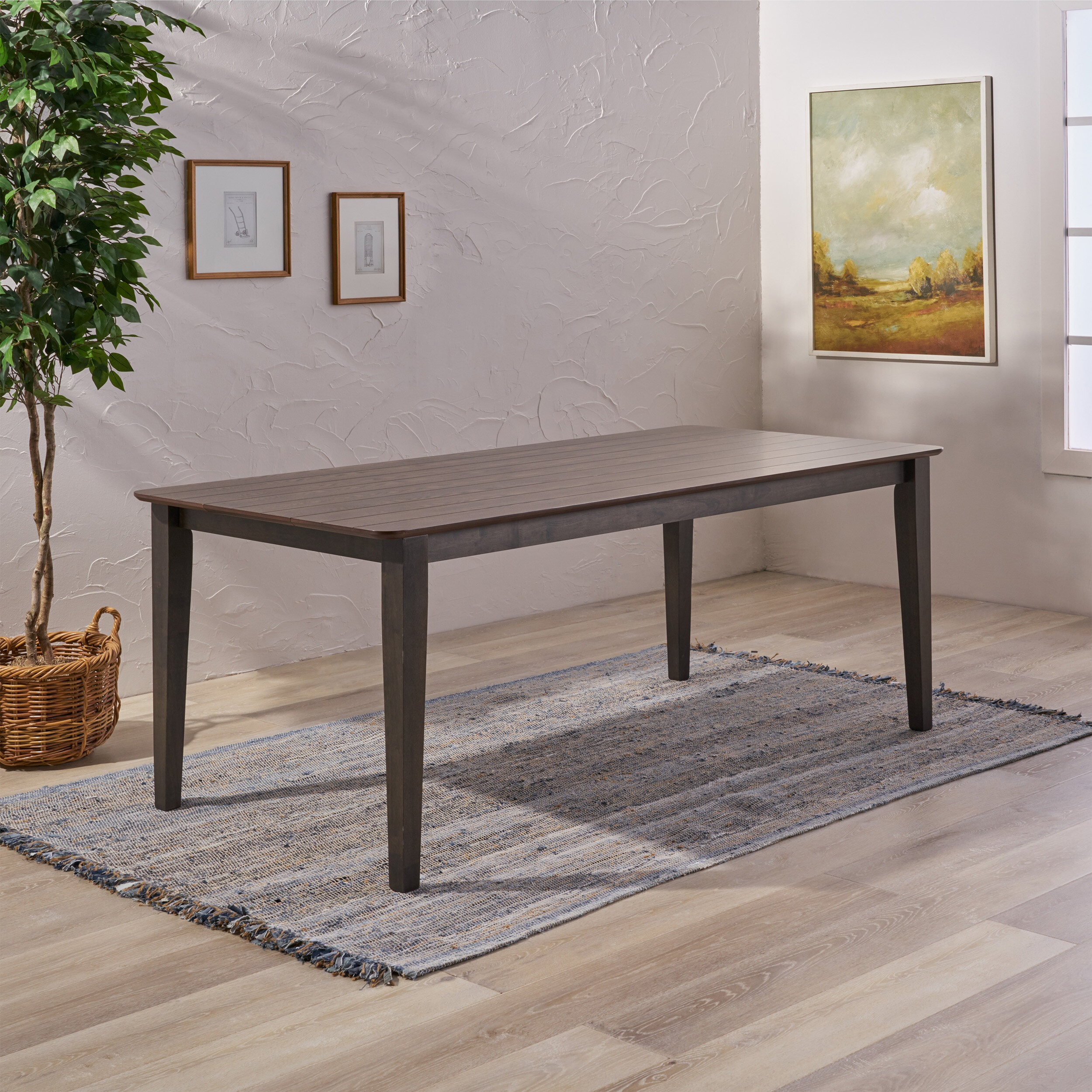 https://visualhunt.com/photos/23/artura-76-dining-table.jpg