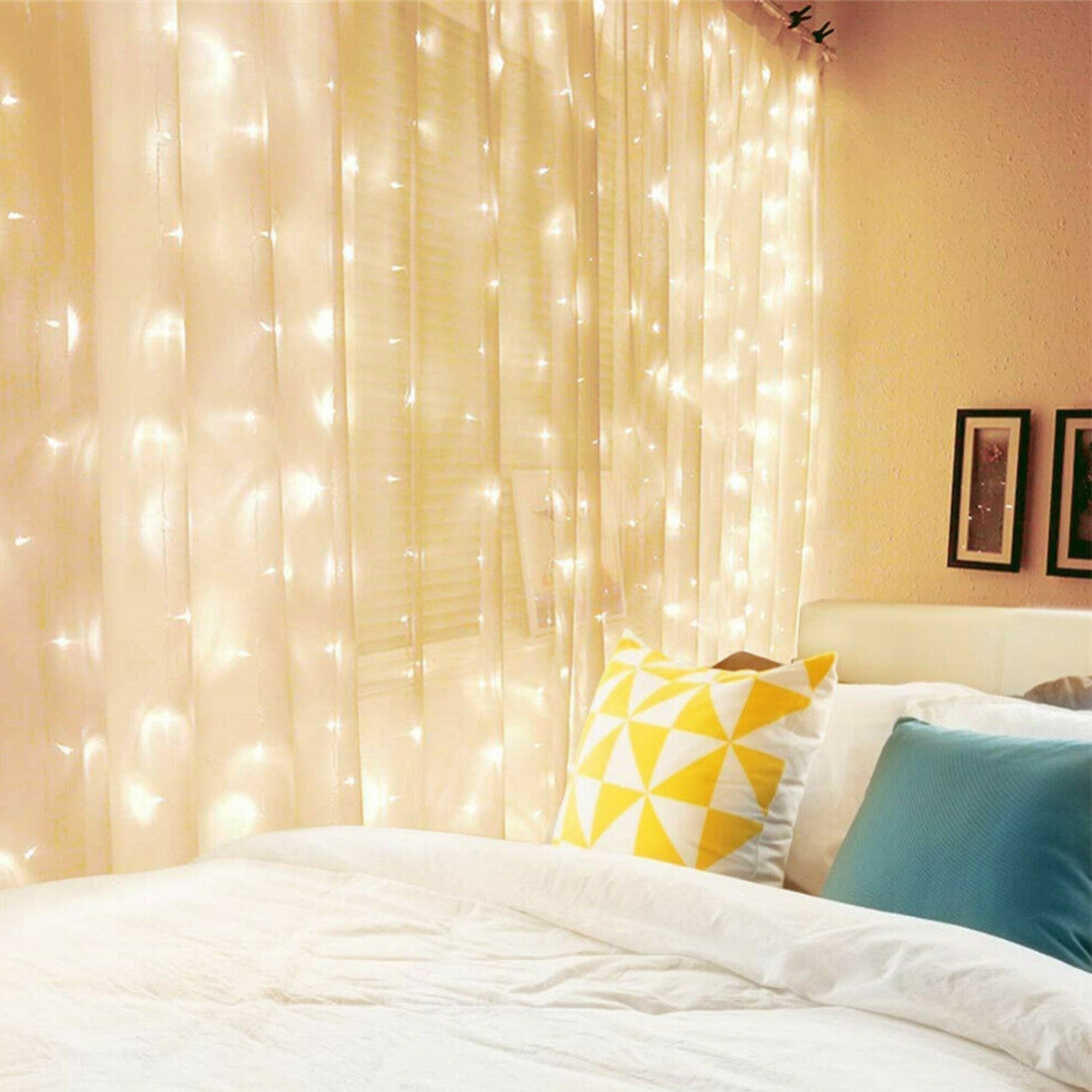 Bronisława 118'' Indoor 300 - Bulb Curtain String Light (End to End Connectable)
