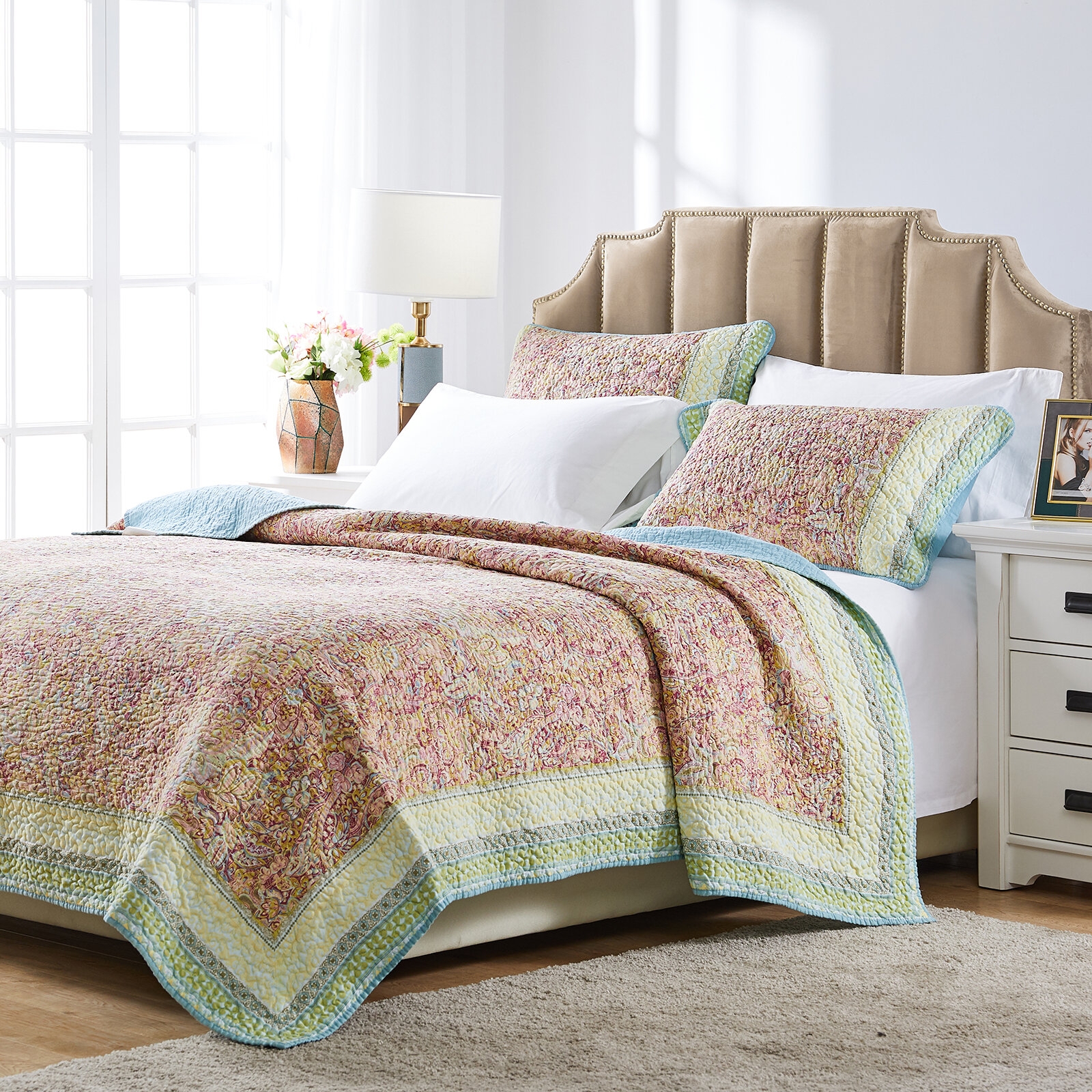 Caigan Cotton Blend Quilt Set