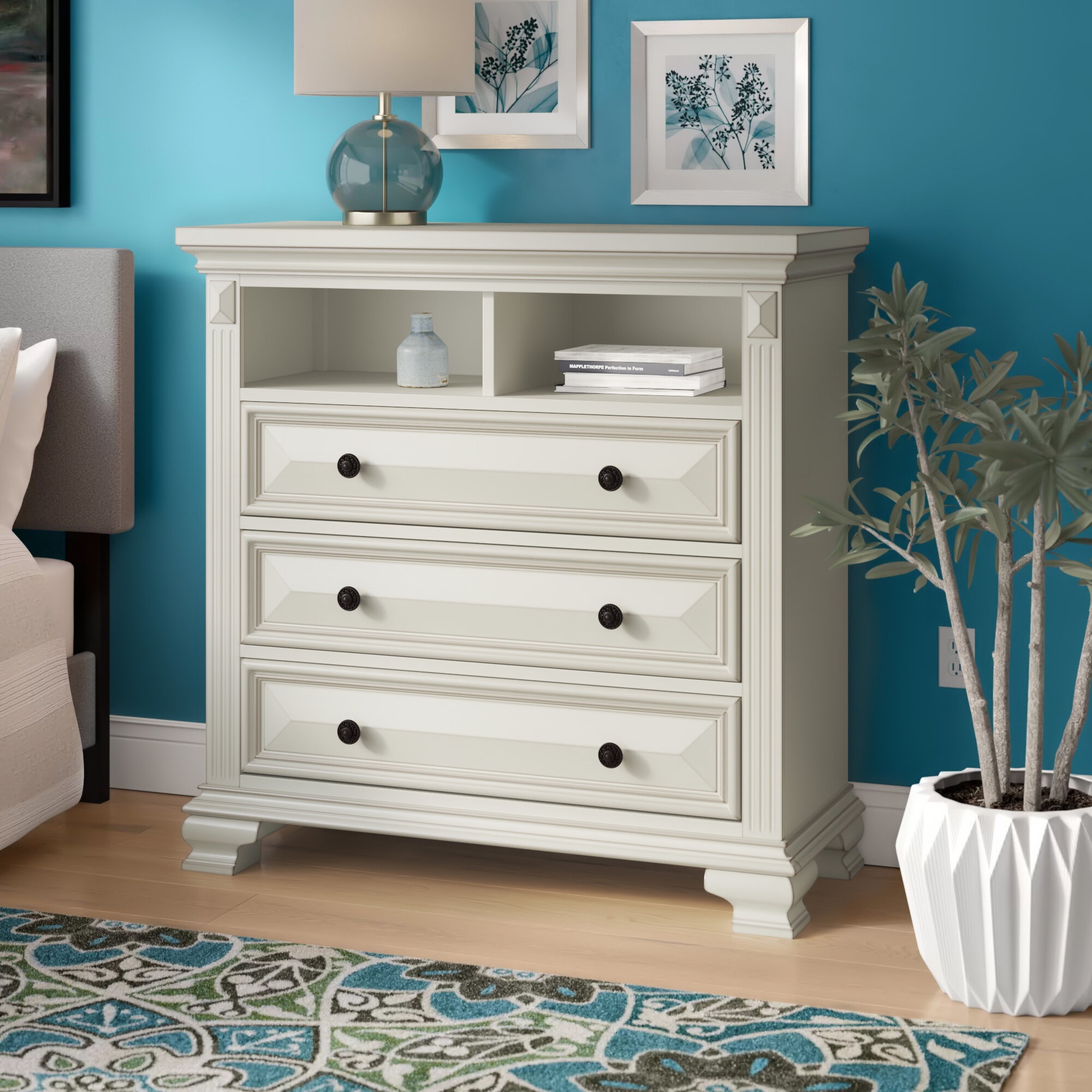 Chill 3 - Drawer Dresser