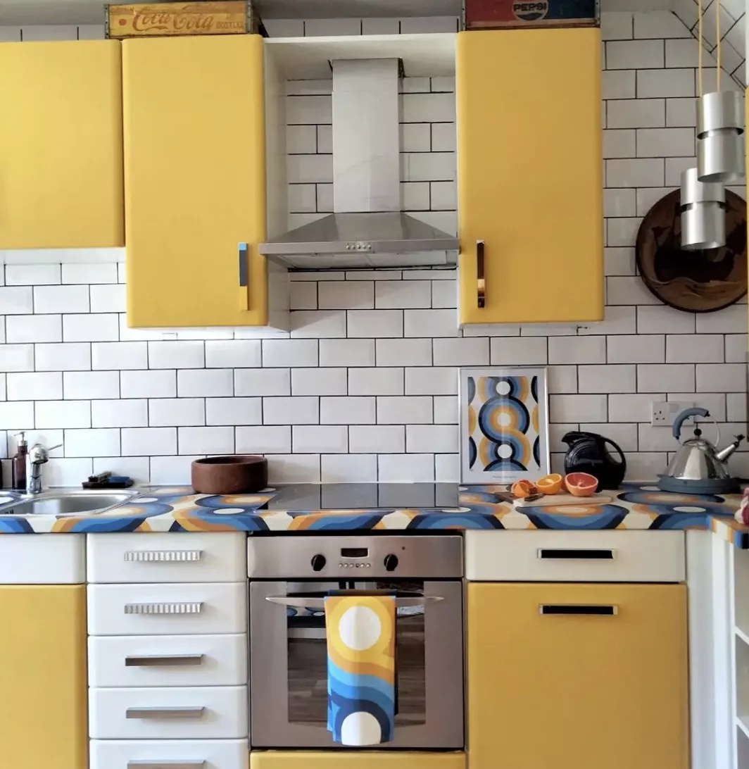 Coordinated retro kitchen design