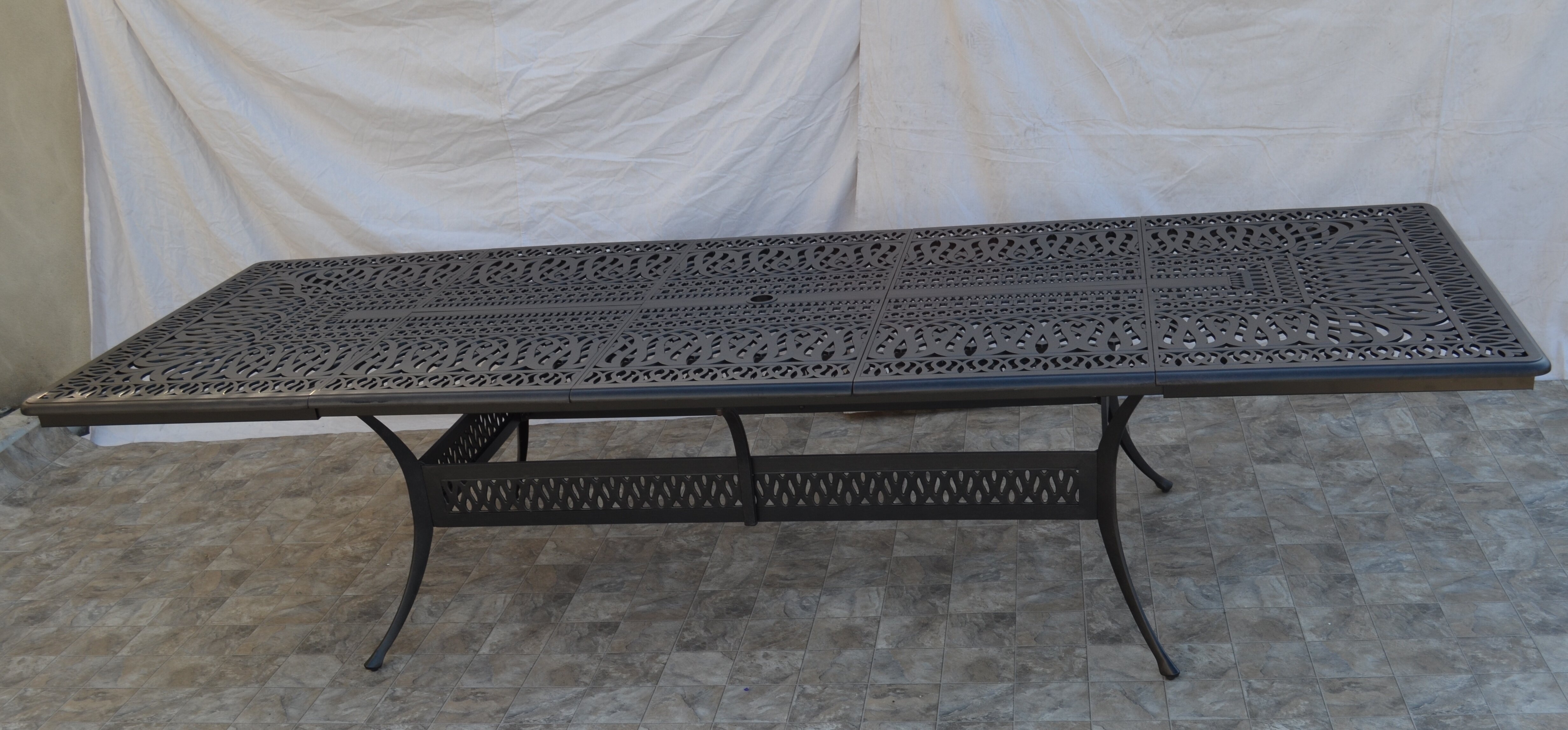 Dietz Extendable Aluminum Dining Table