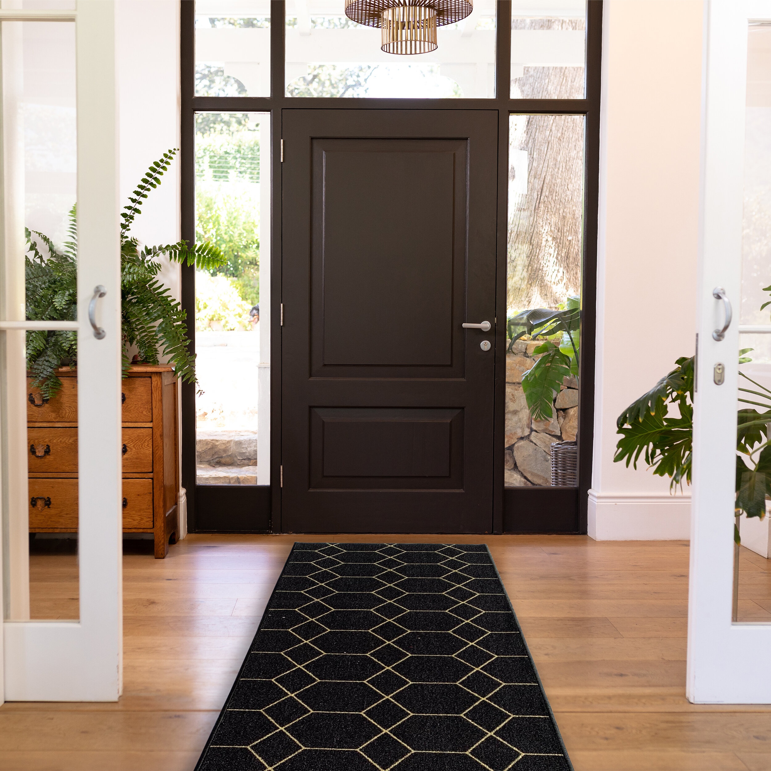 Drayton Geometric Tufted Black Area Rug