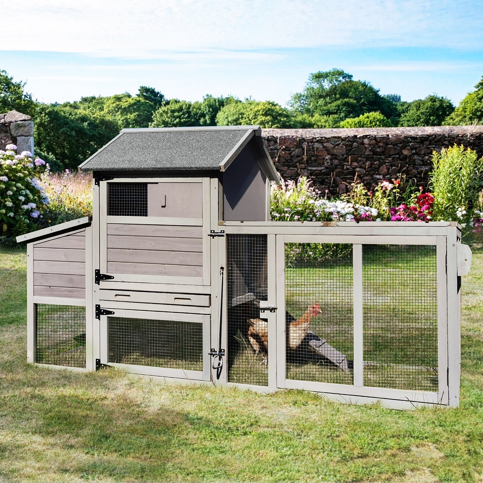 Kerri 26.2 Square Feet Chicken Coop with Chicken Run
